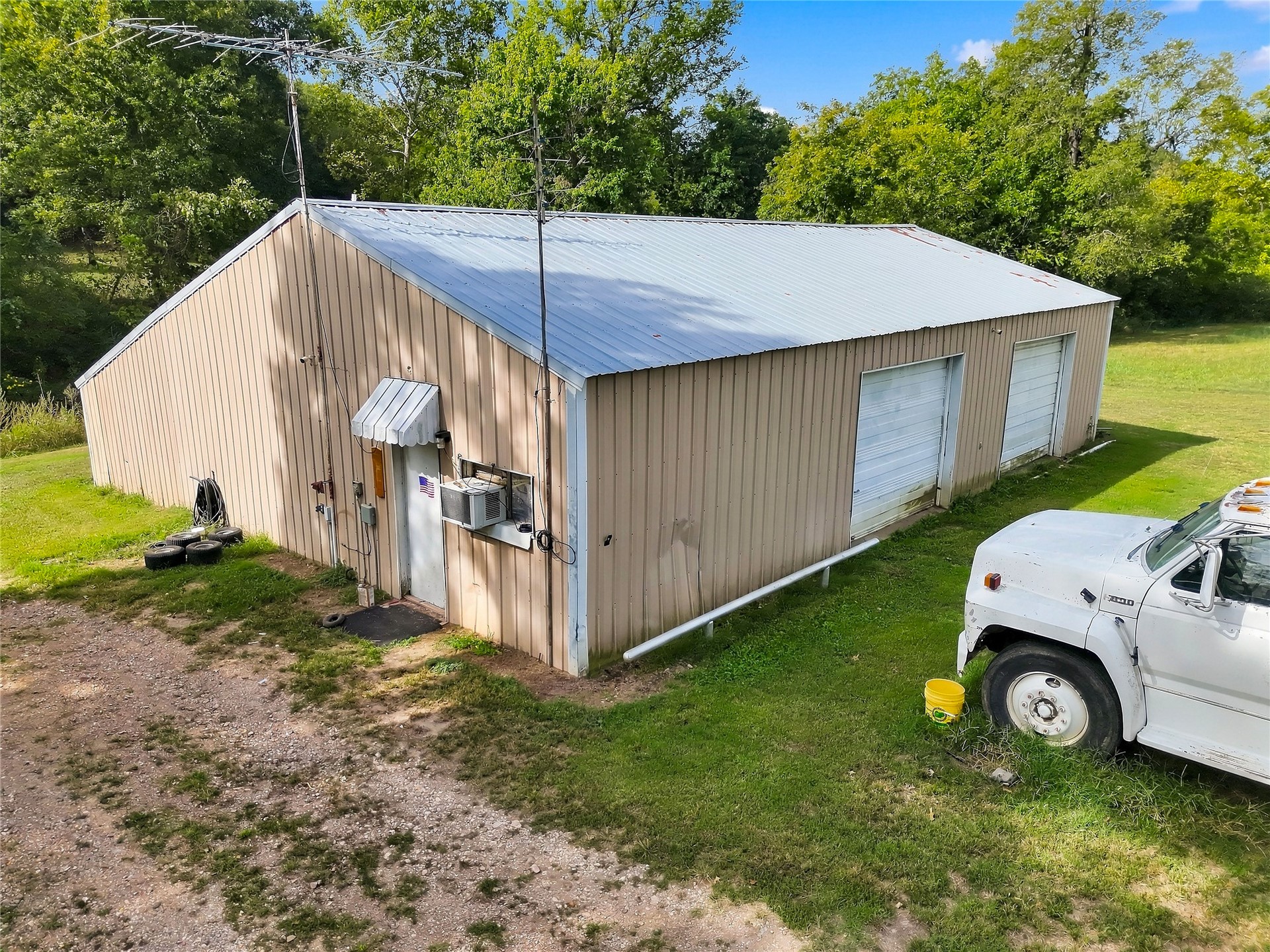 468940 Hwy 51 Property Photo 10