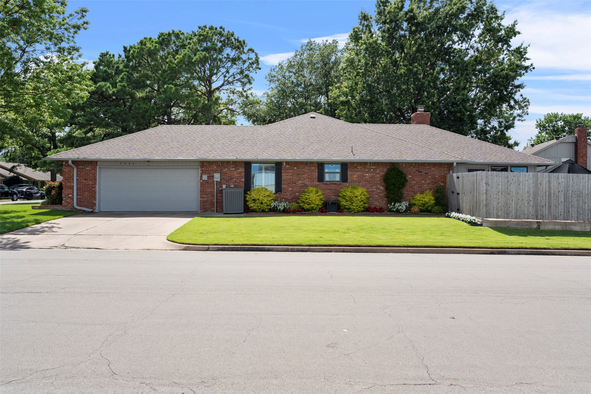 7333 E 63rd Street Property Photo 4