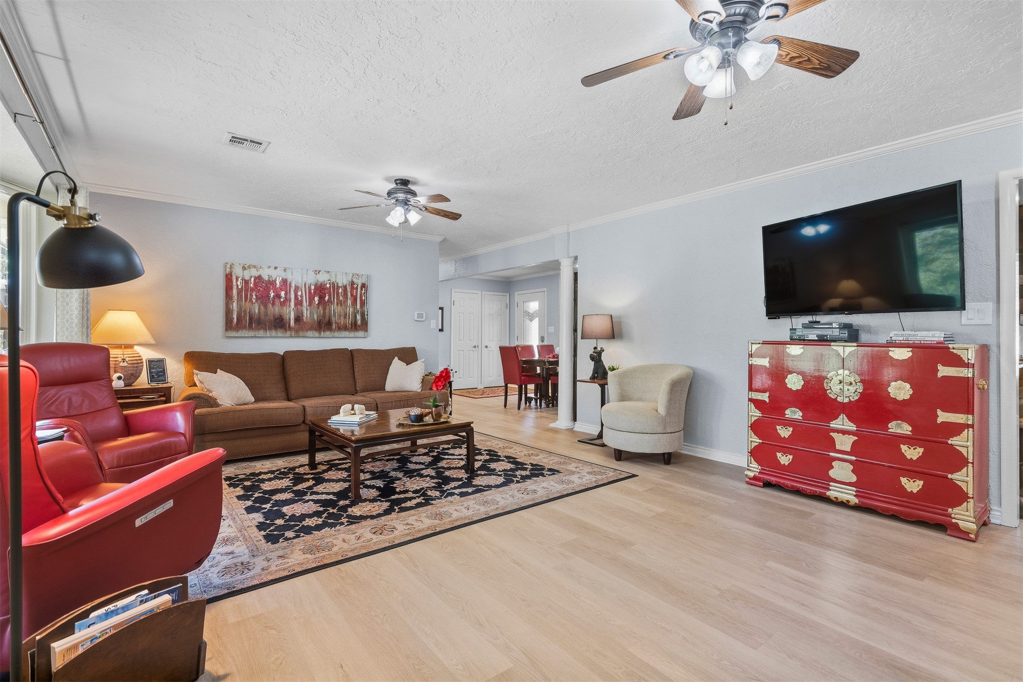 211 Meadow Road Property Photo 7