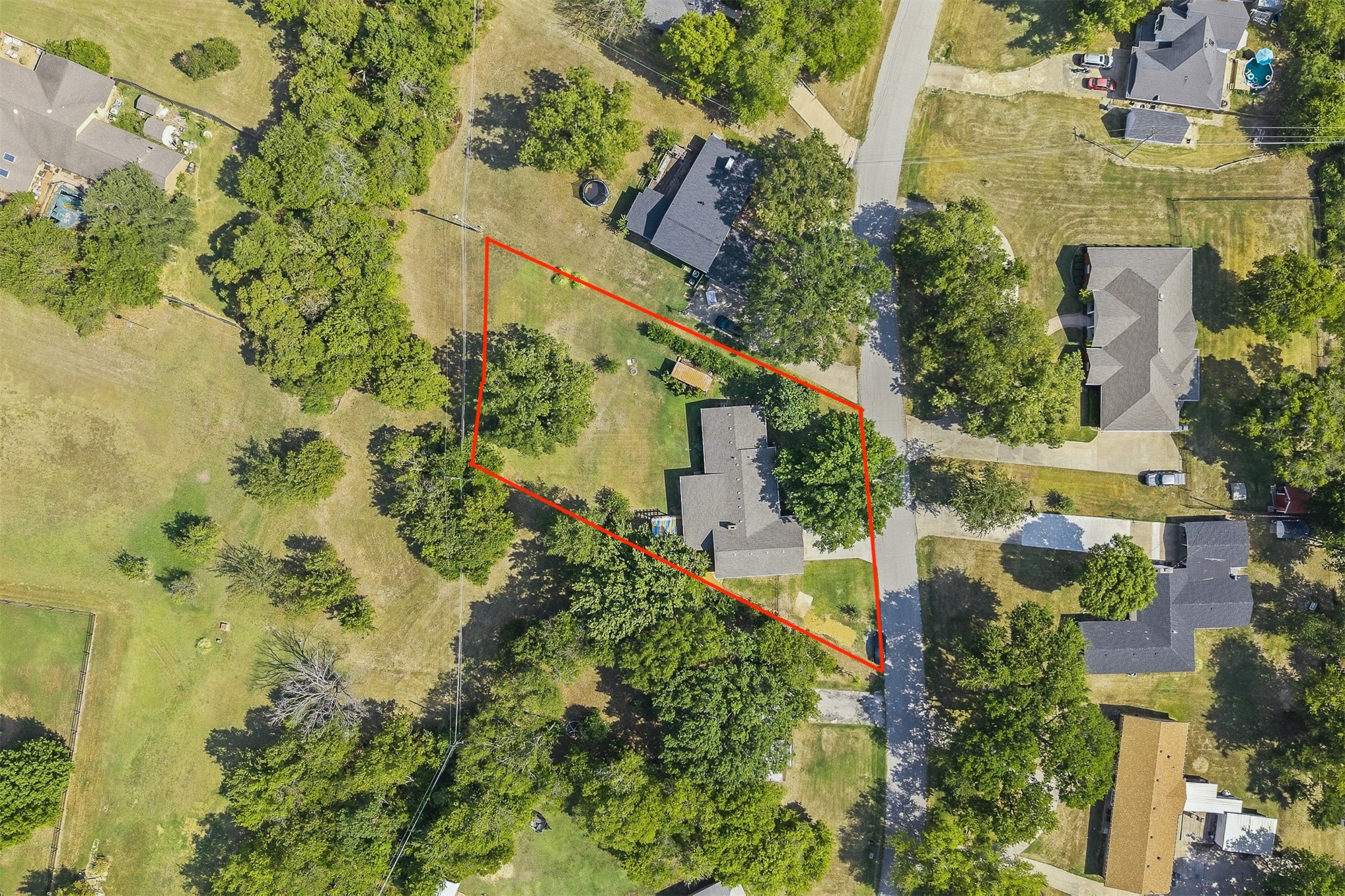 211 Meadow Road Property Photo 44