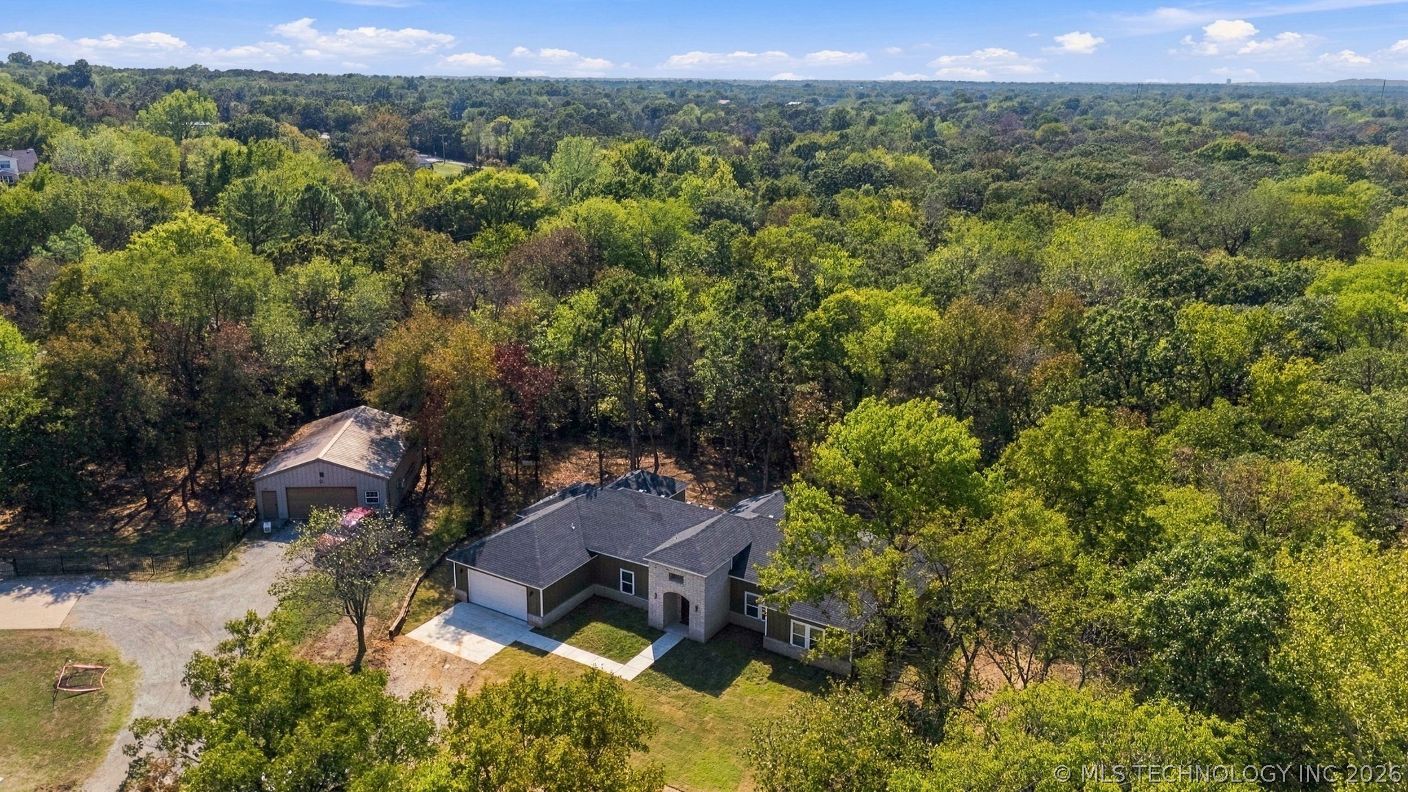28804 S Meadow Road Property Photo 3