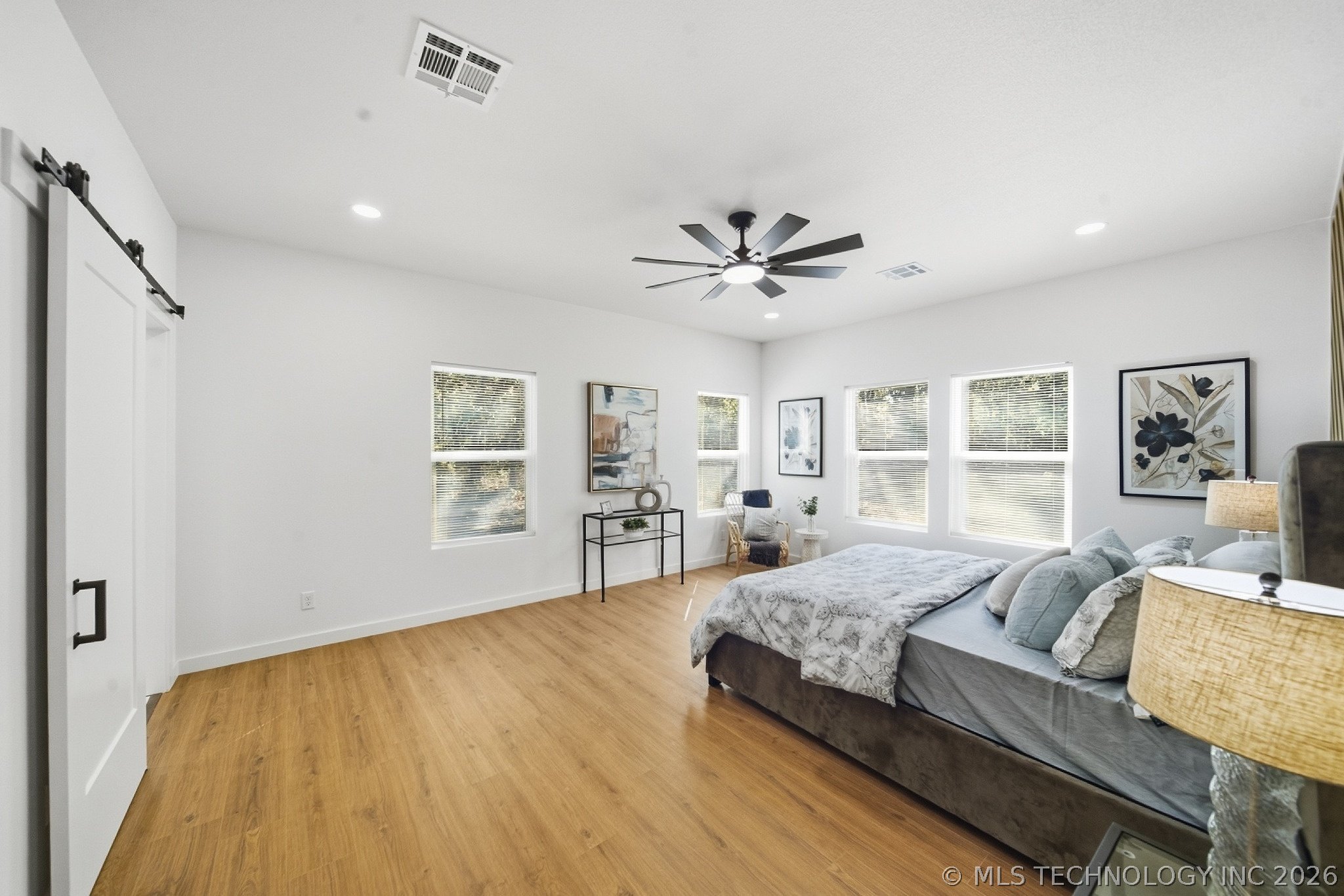 28804 S Meadow Road Property Photo 28