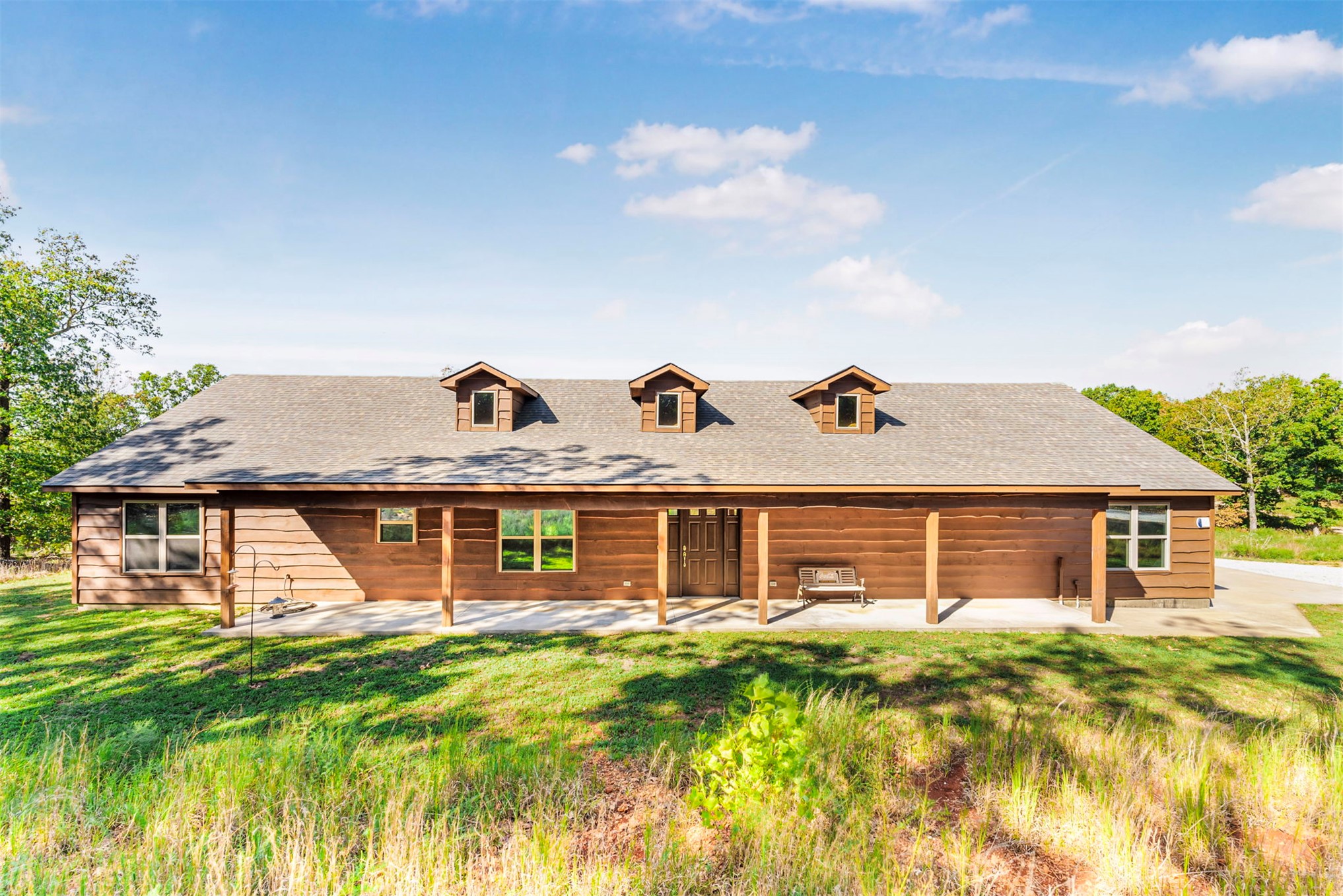 21501 S 705 Road Property Photo 1