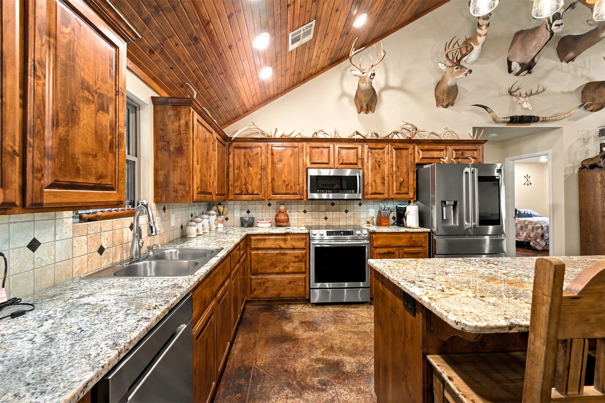 21501 S 705 Road Property Photo 11