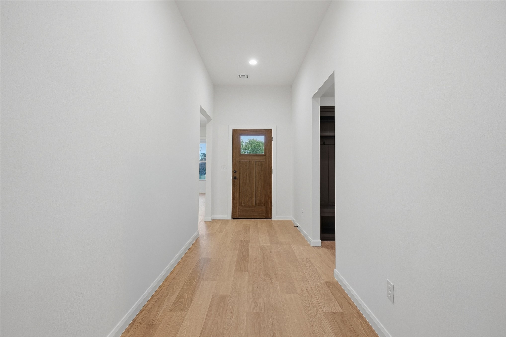 30 32nd Street Property Photo 3