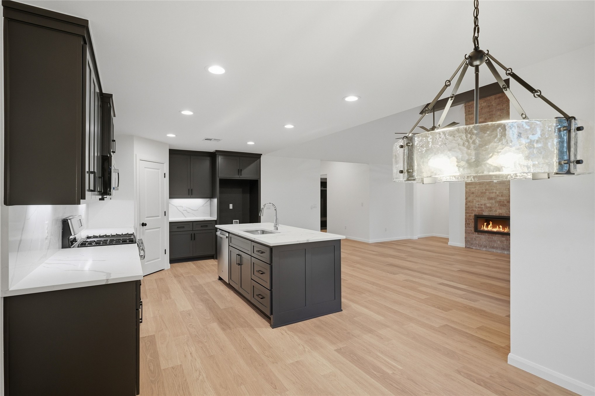 30 32nd Street Property Photo 11