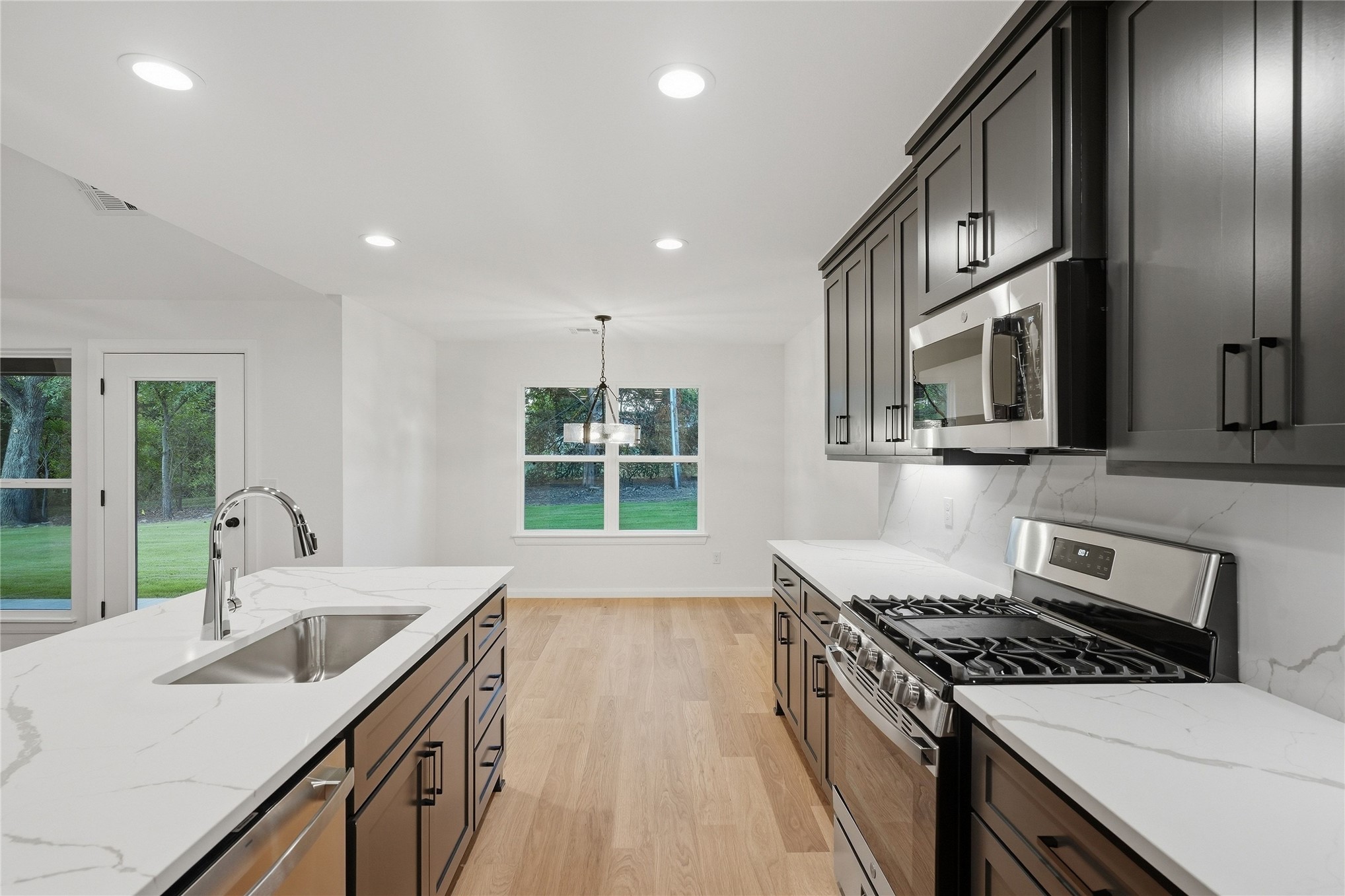 30 32nd Street Property Photo 15