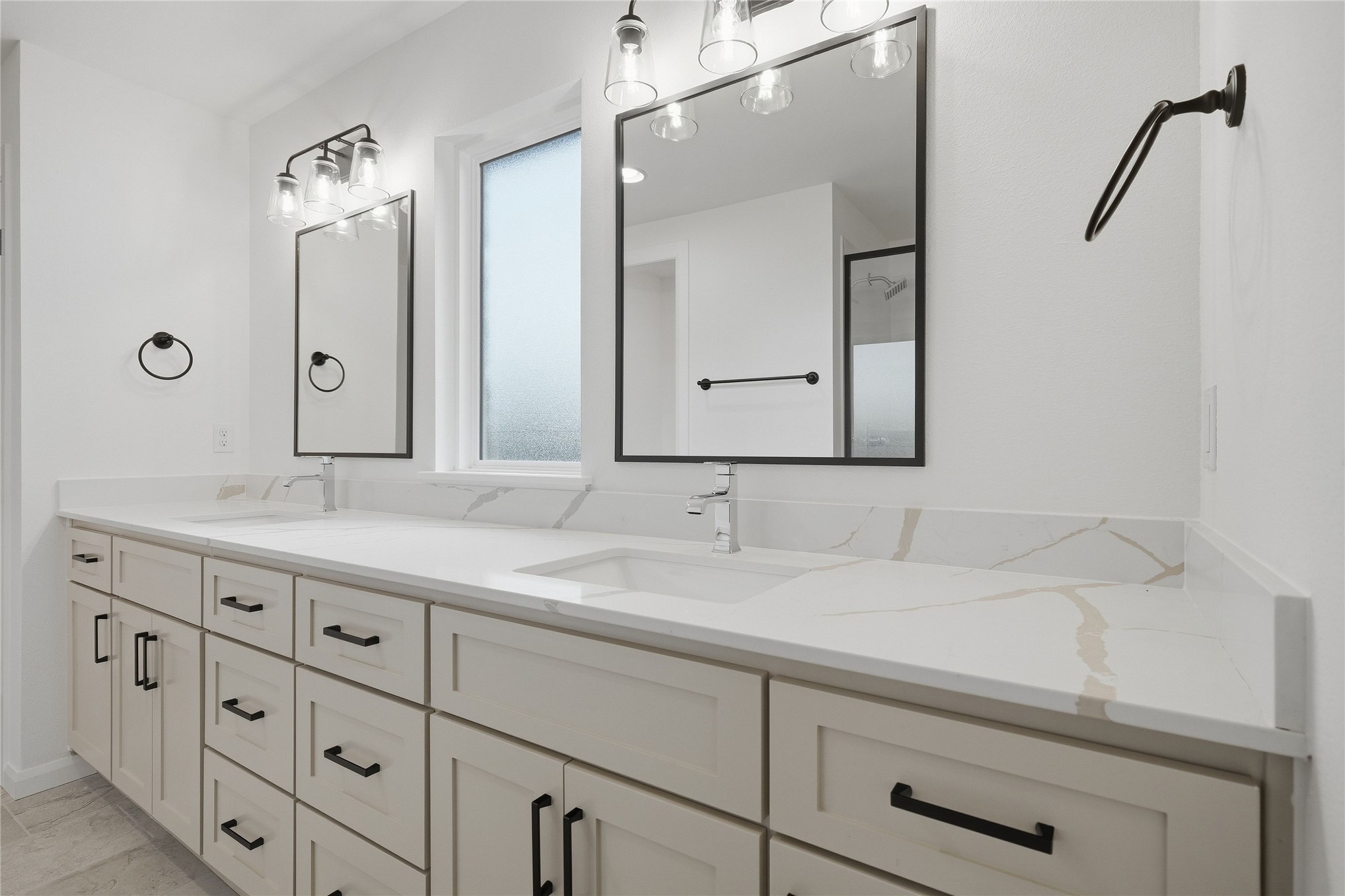 30 32nd Street Property Photo 42