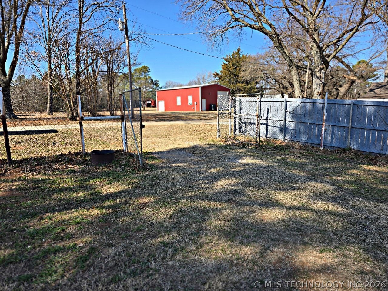 4390 Lakeshore Property Photo 9