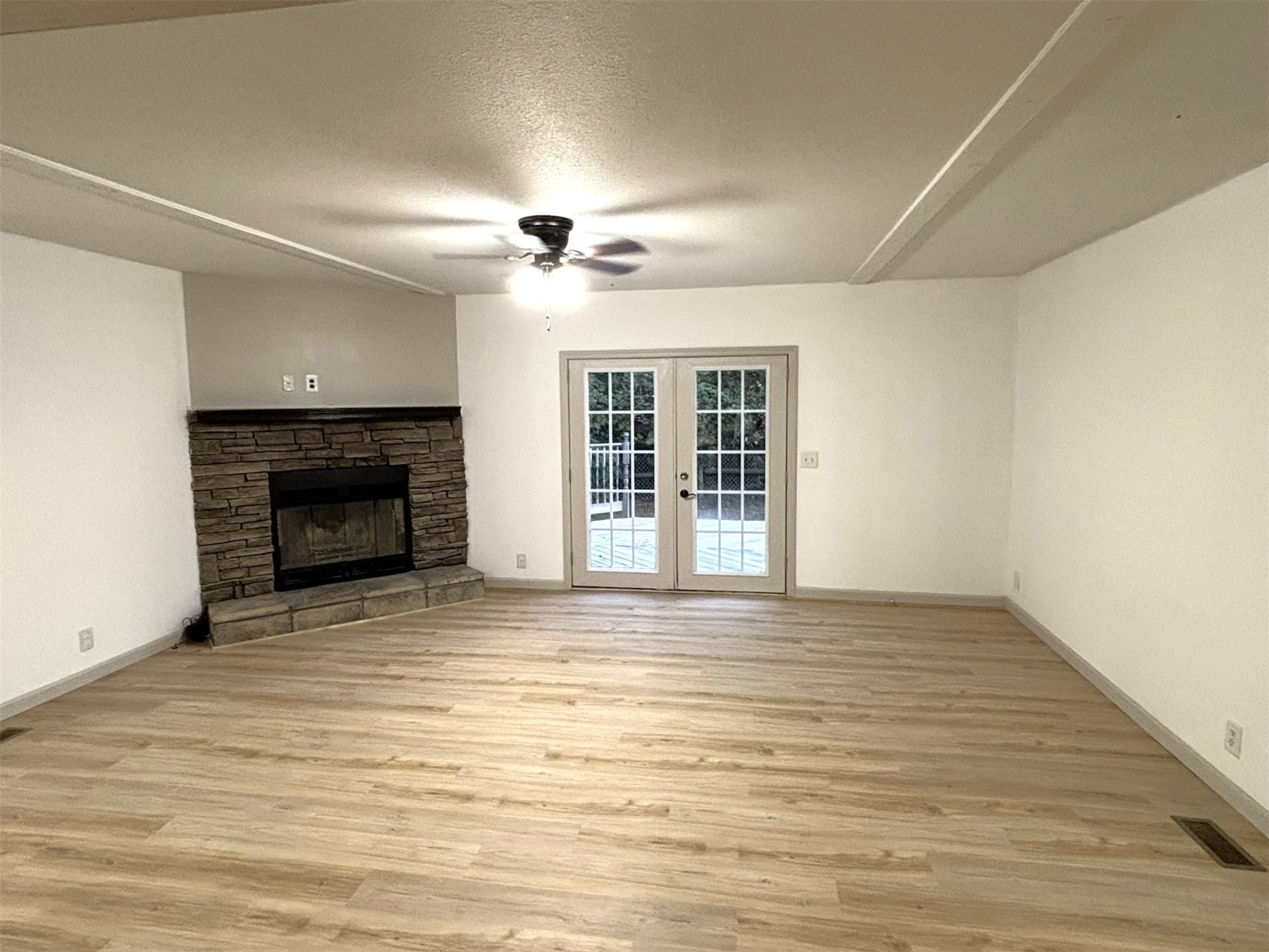 426098 Texanna Road Property Photo 22