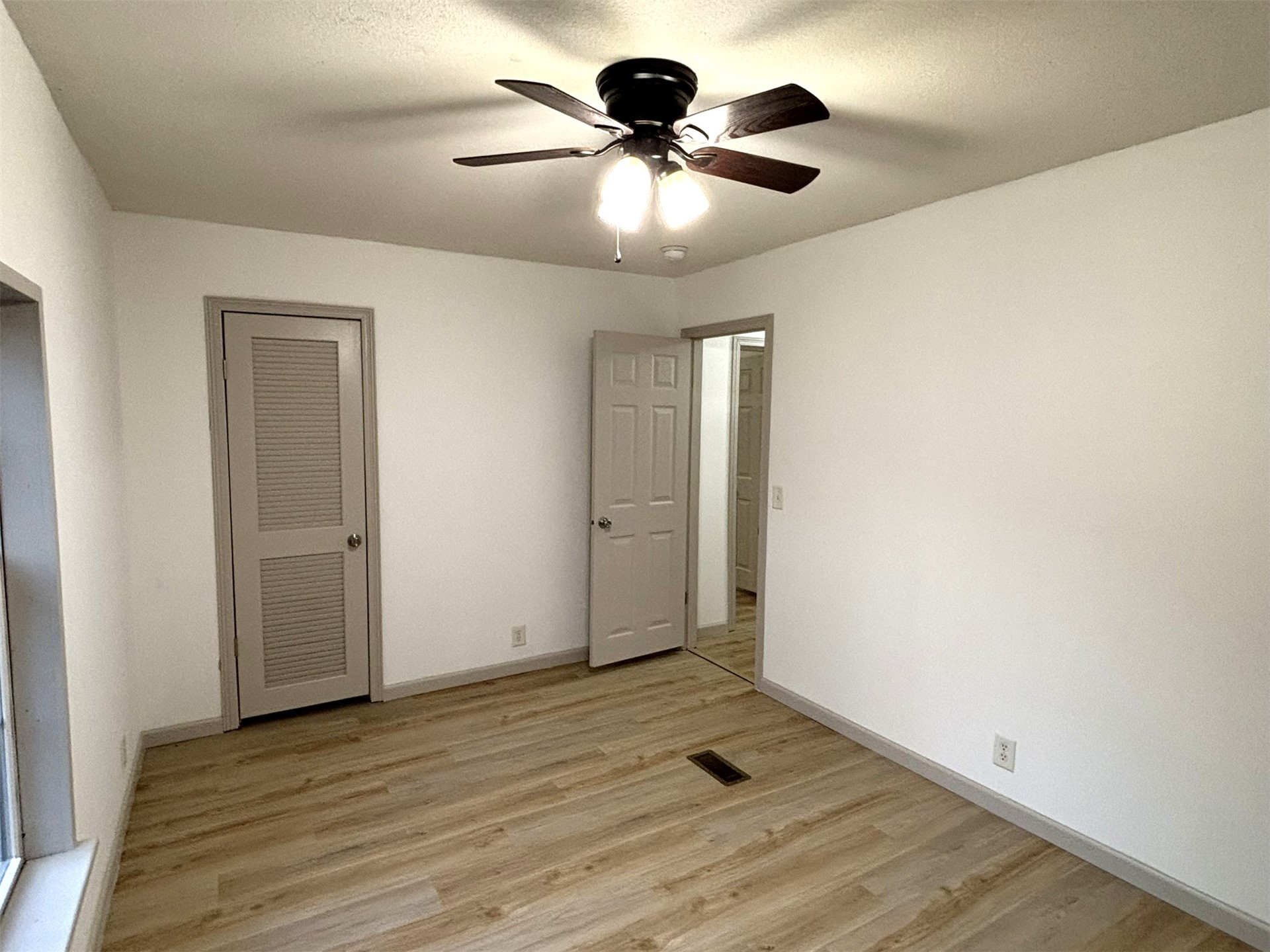 426098 Texanna Road Property Photo 39