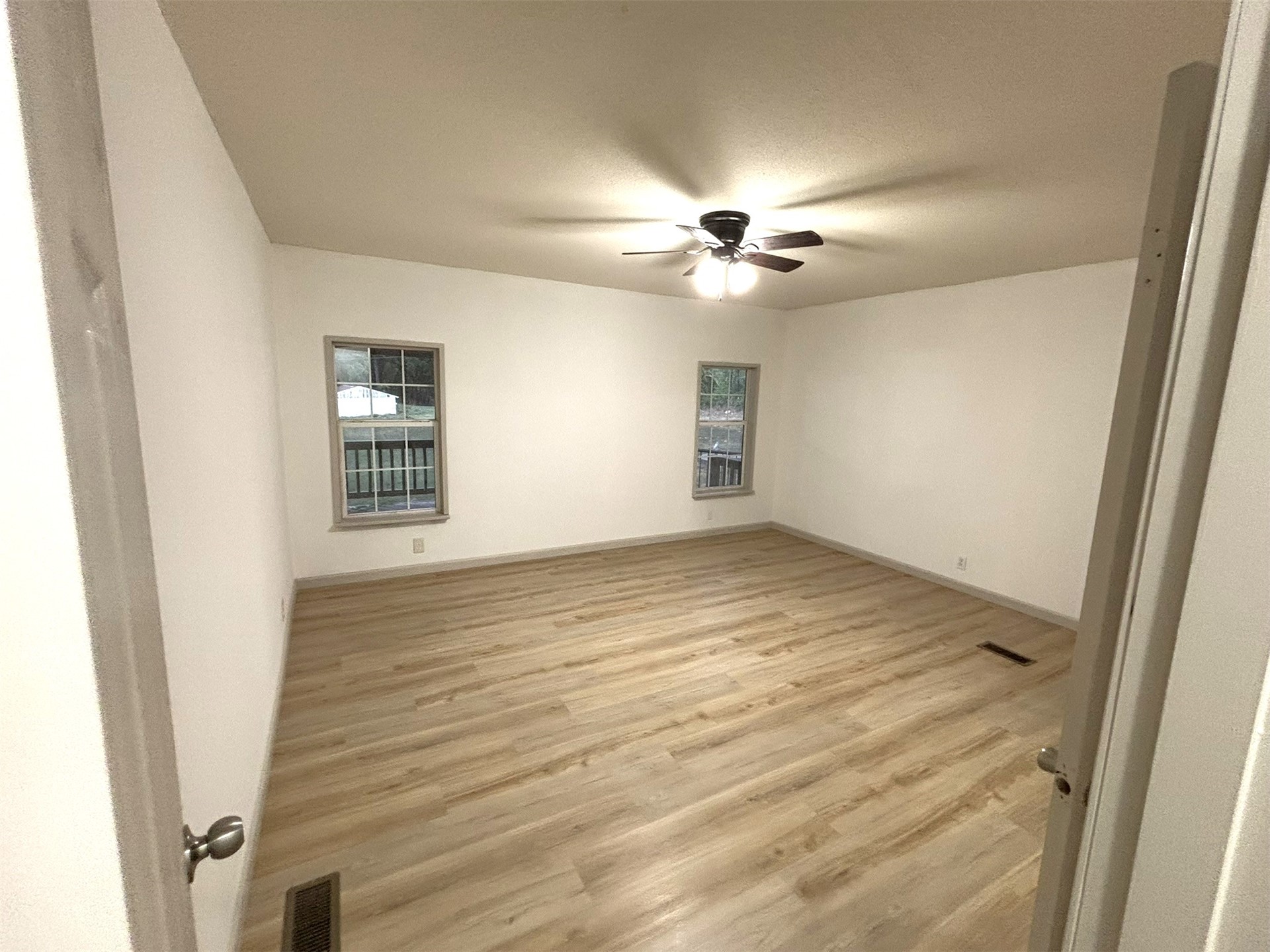 426098 Texanna Road Property Photo 45