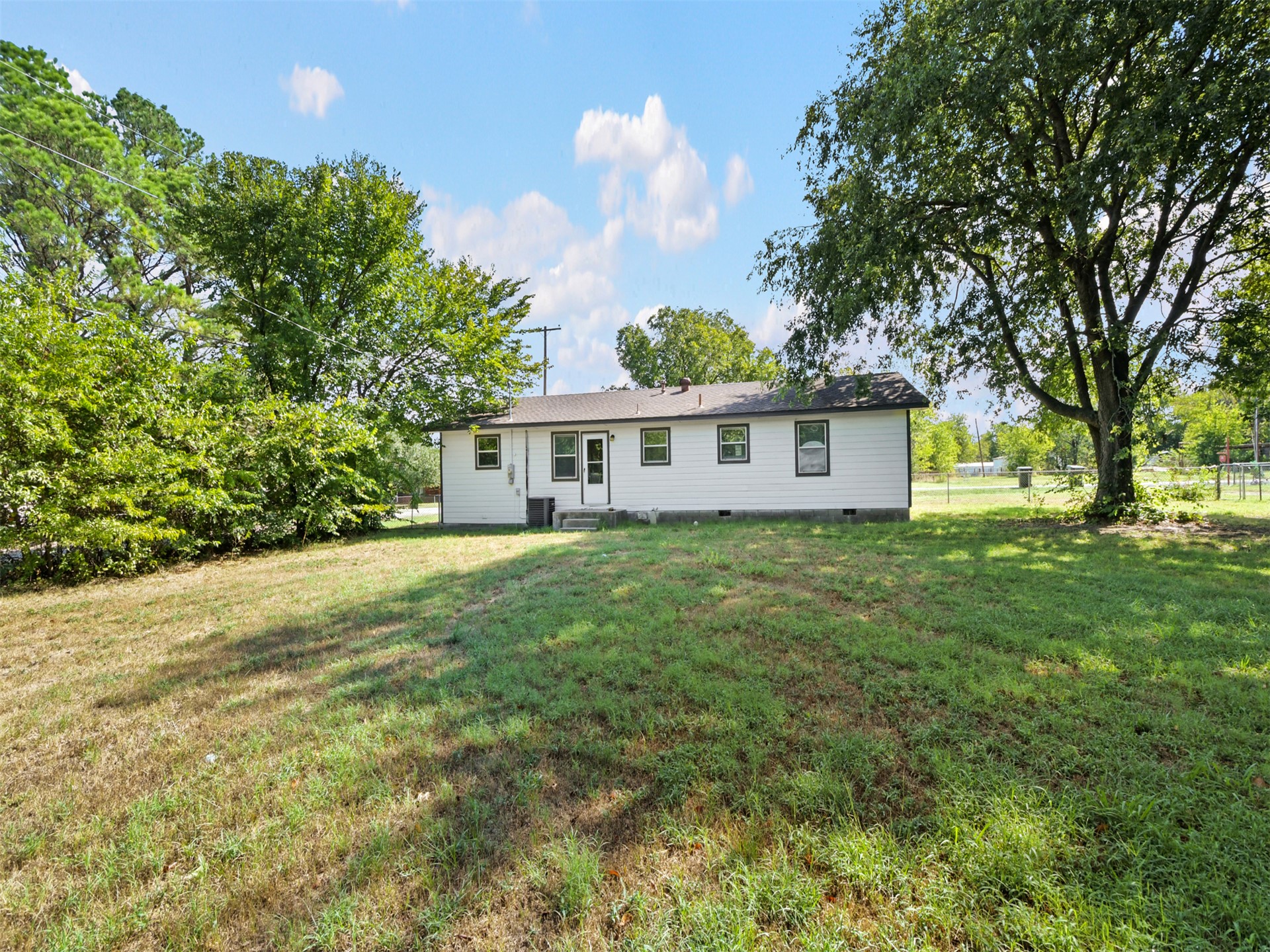 71 Meadow Street Property Photo 9