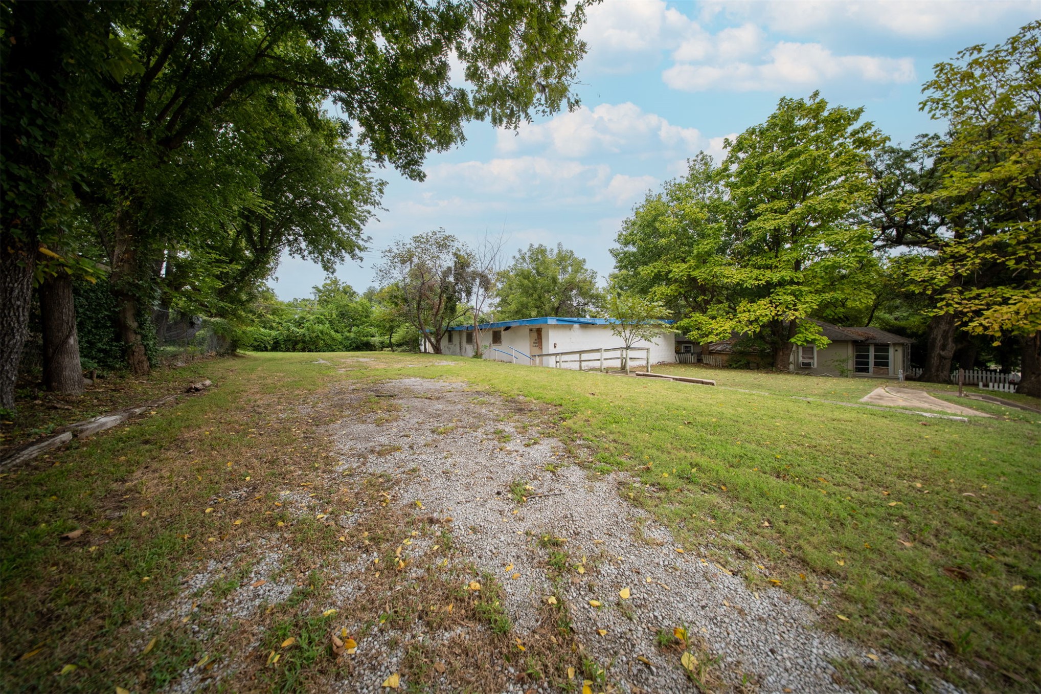 1407 W Bowen Place Property Photo 7