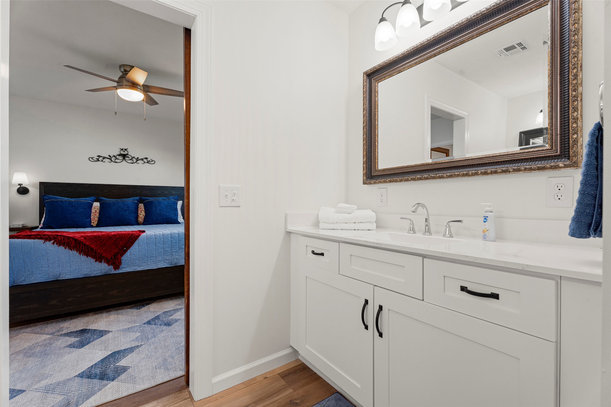 62021 E 260 Road Property Photo 16