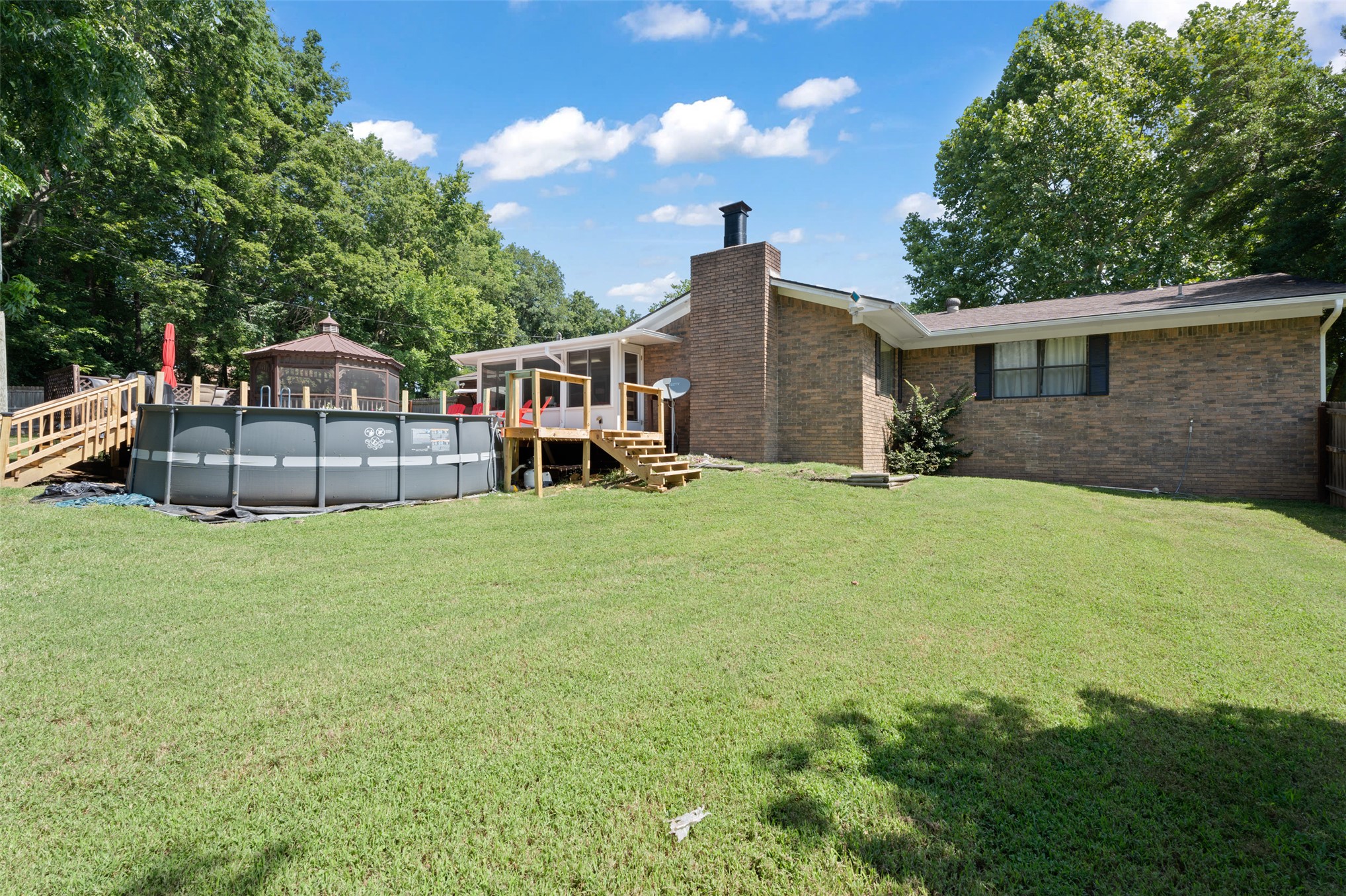 1014 S Sycamore Drive Property Photo 26