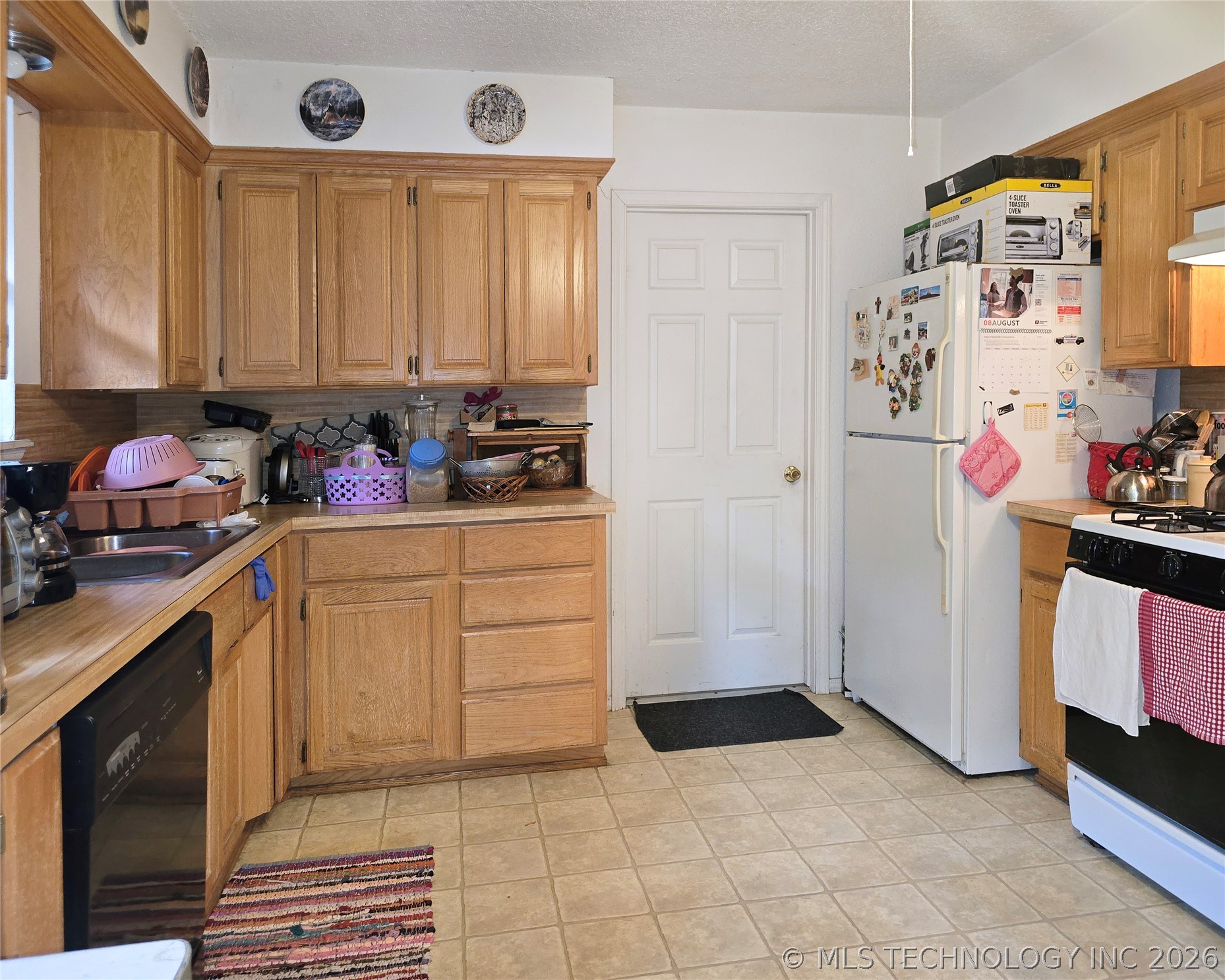 1105 Stidham Property Photo 5