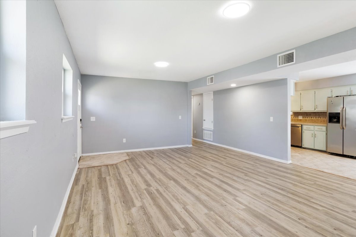 3609 Dana Property Photo 6