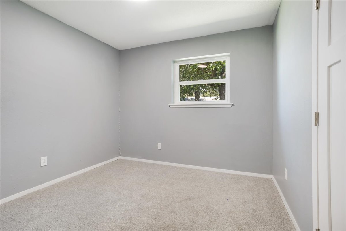 3609 Dana Property Photo 16