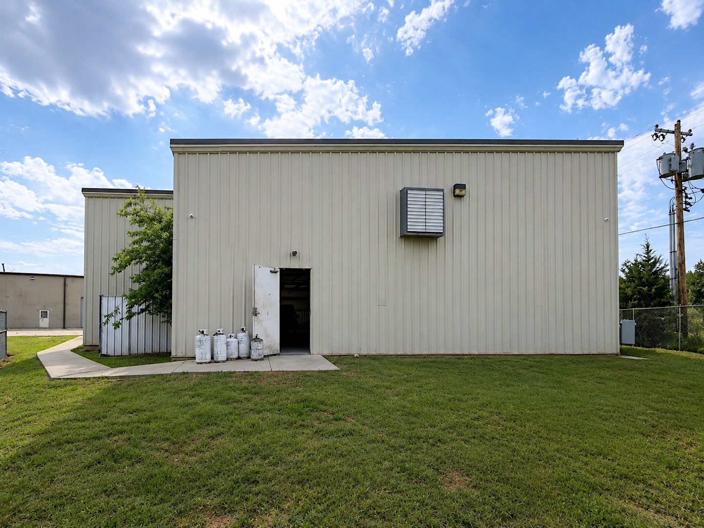 3508 Wellsite Drive Property Photo 4
