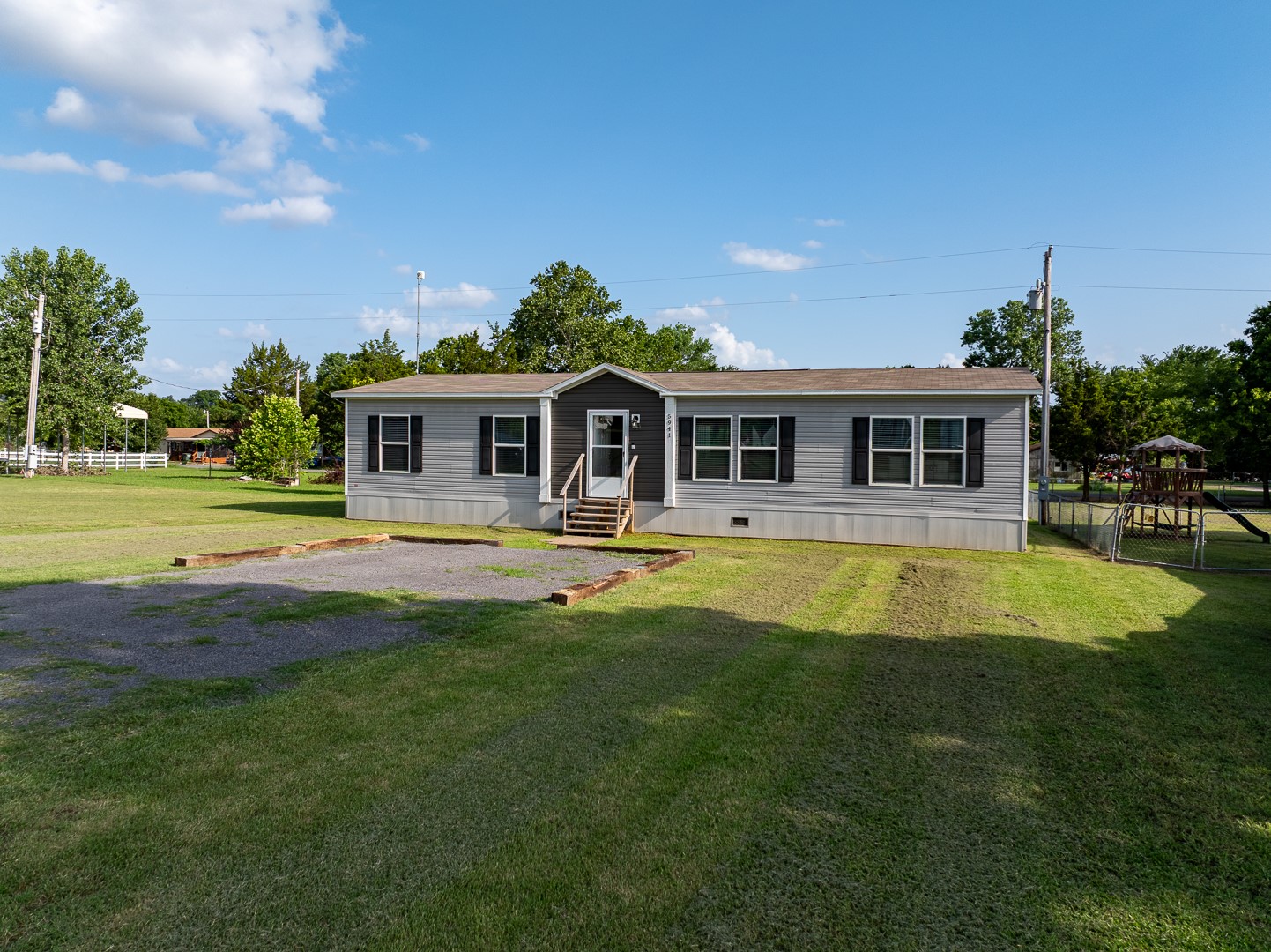 5941 Feather Street Property Photo 33