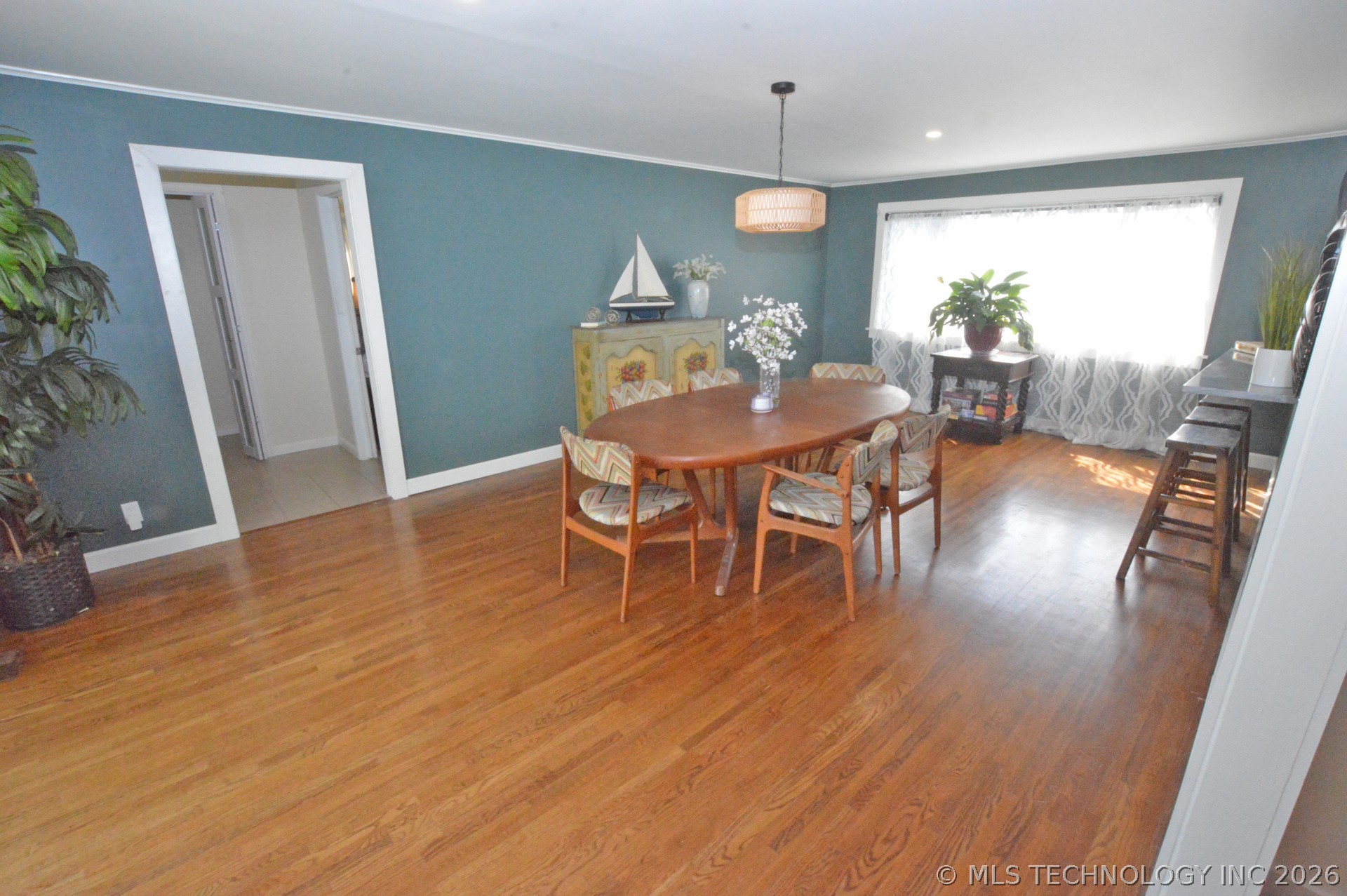 1432 E 50th Street Property Photo 11