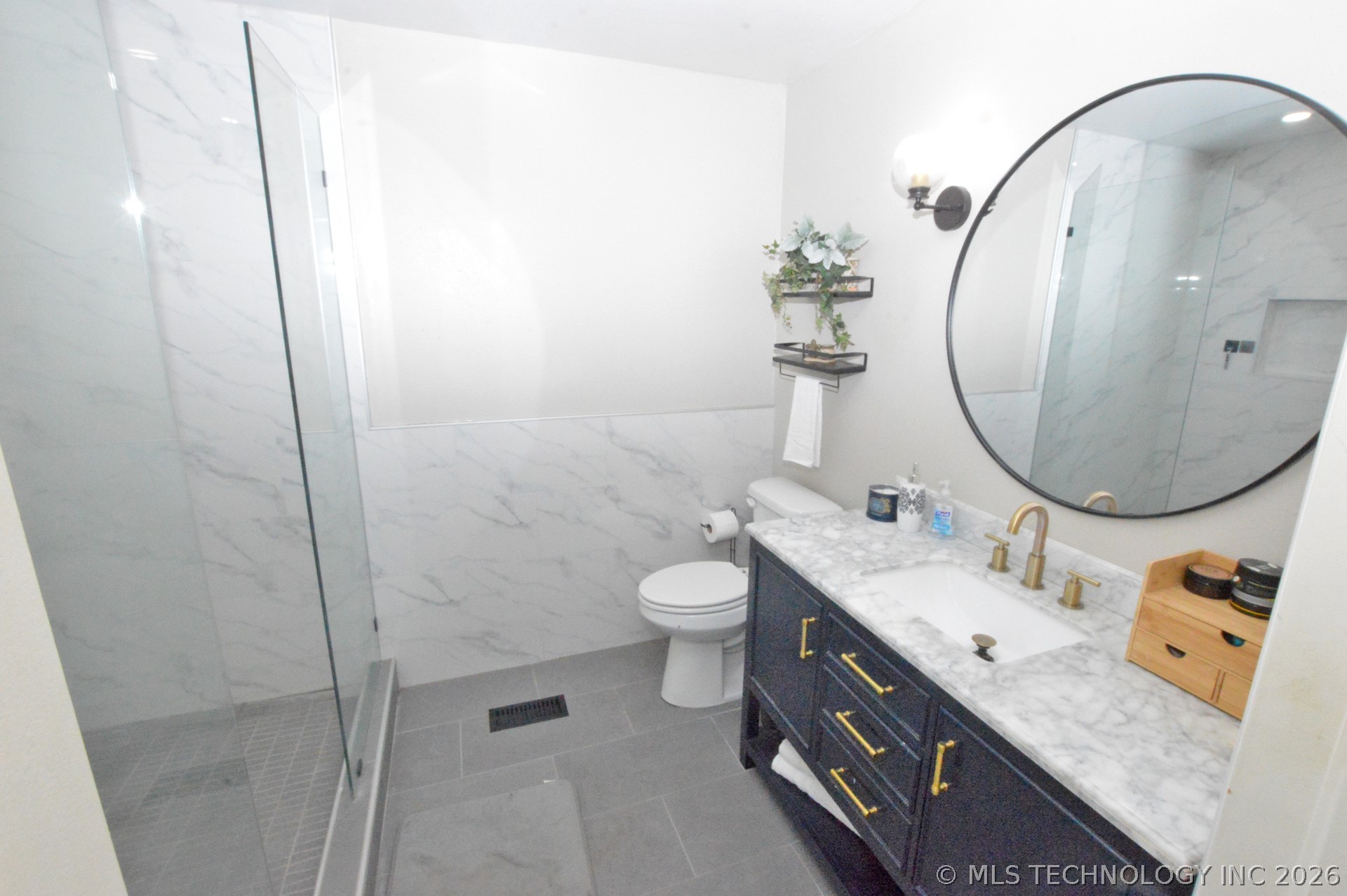 1432 E 50th Street Property Photo 20