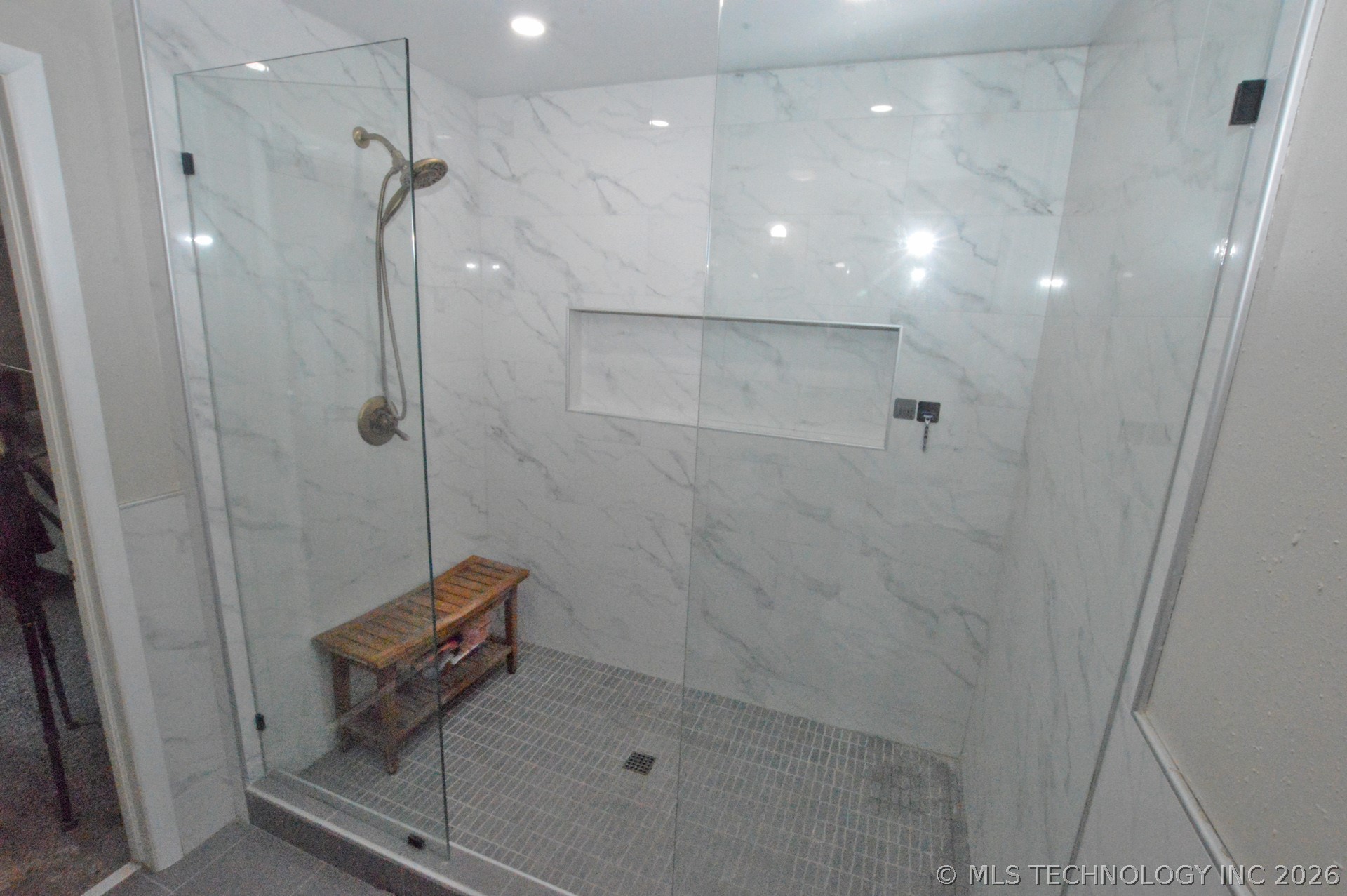 1432 E 50th Street Property Photo 21