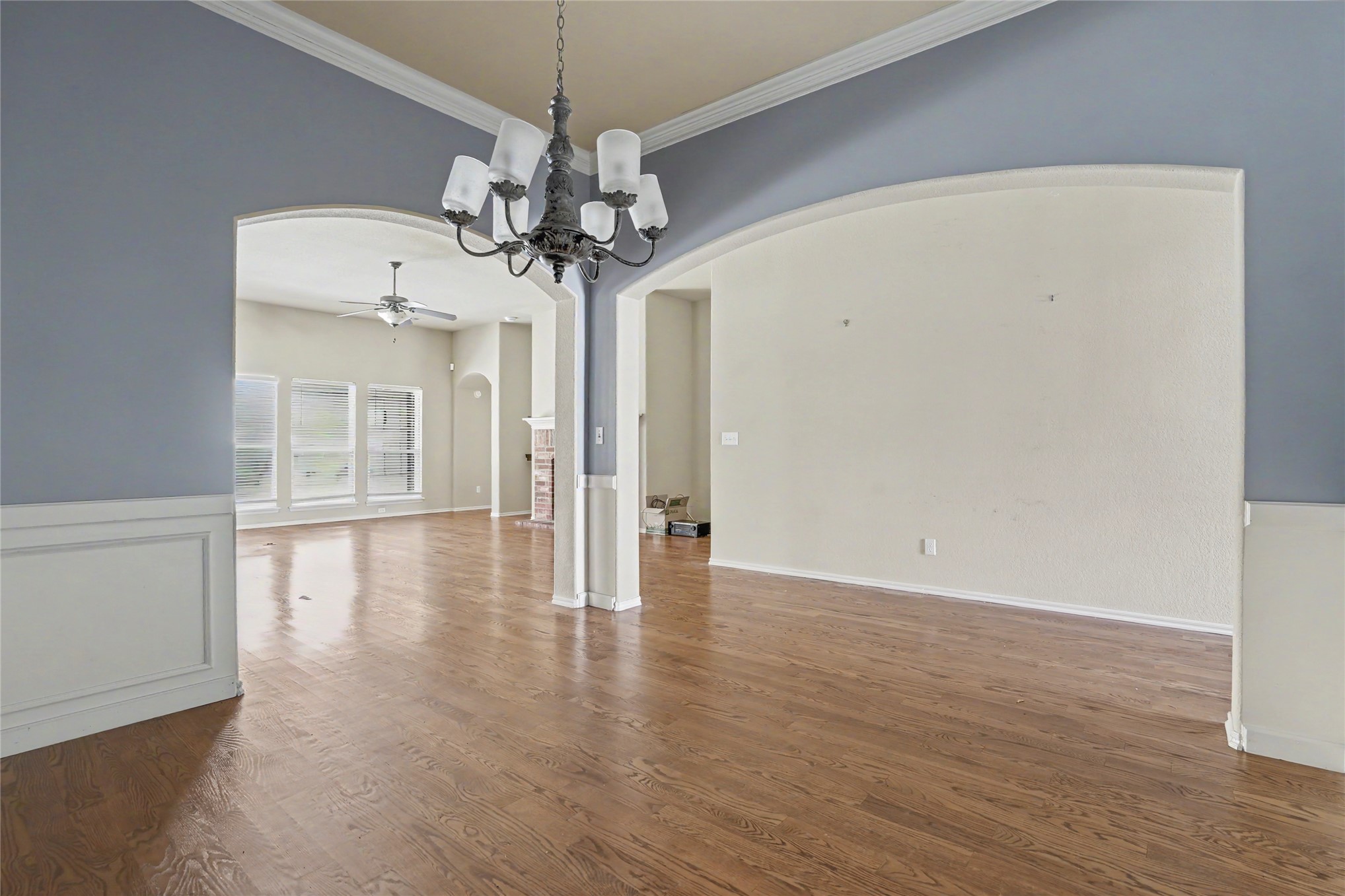 20230 E 50th Place Property Photo 6