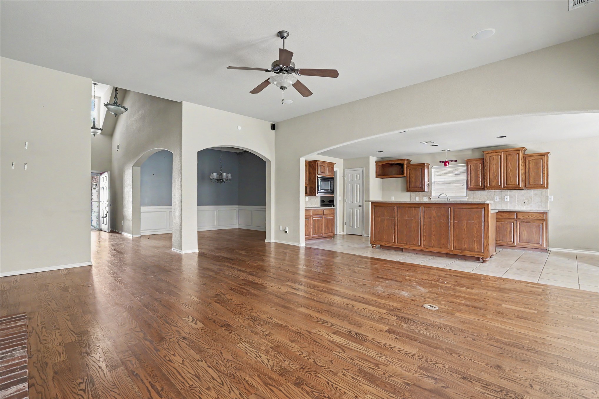 20230 E 50th Place Property Photo 12