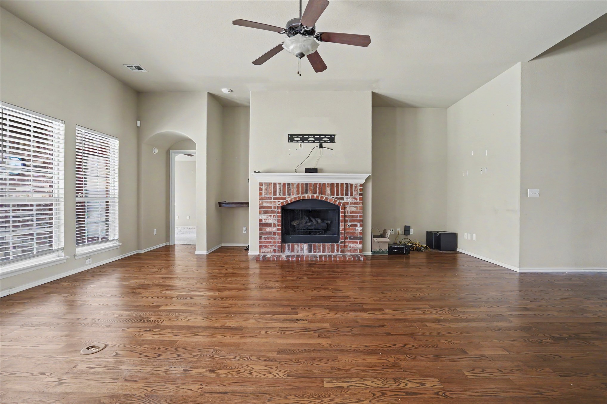 20230 E 50th Place Property Photo 14