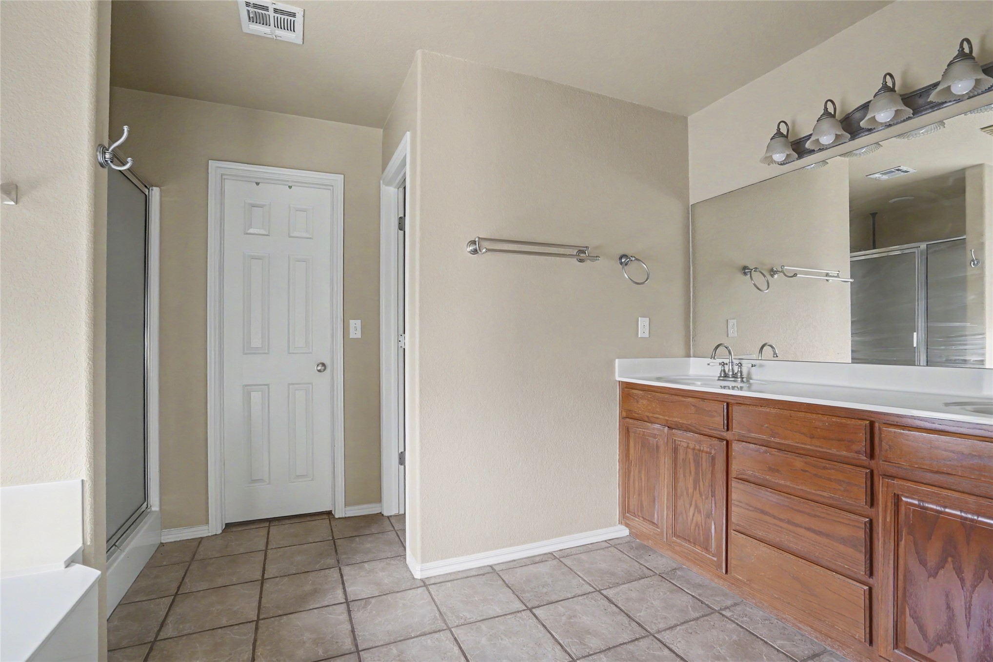 20230 E 50th Place Property Photo 23