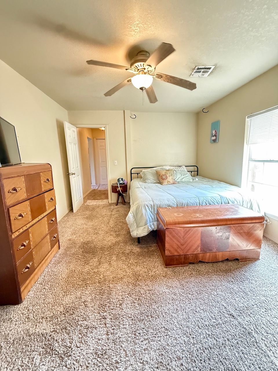 103 S Holly Street Property Photo 14