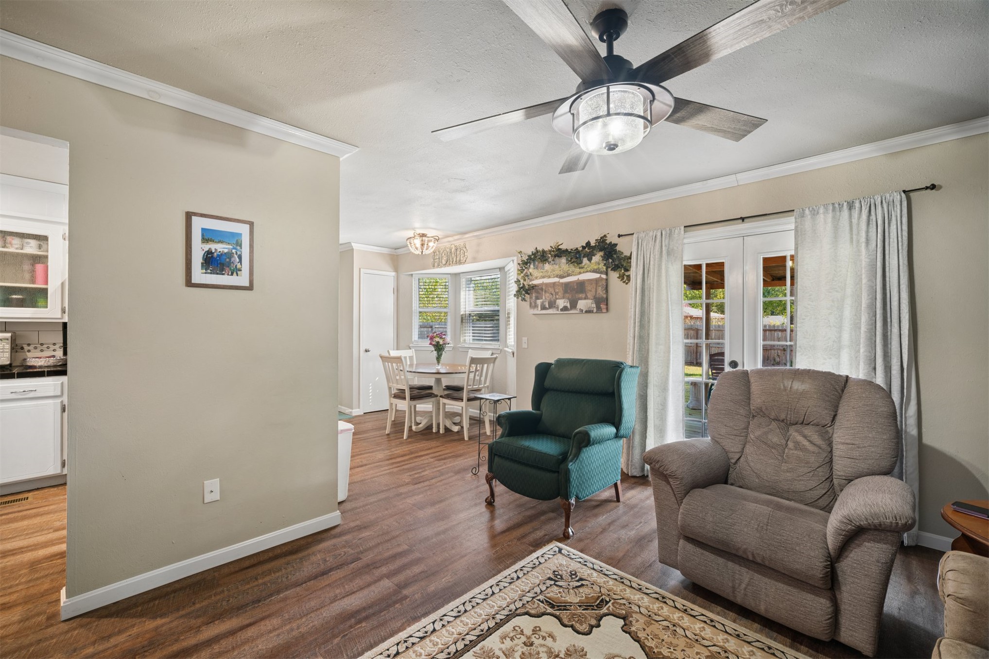 1721 Southridge Drive Property Photo 8