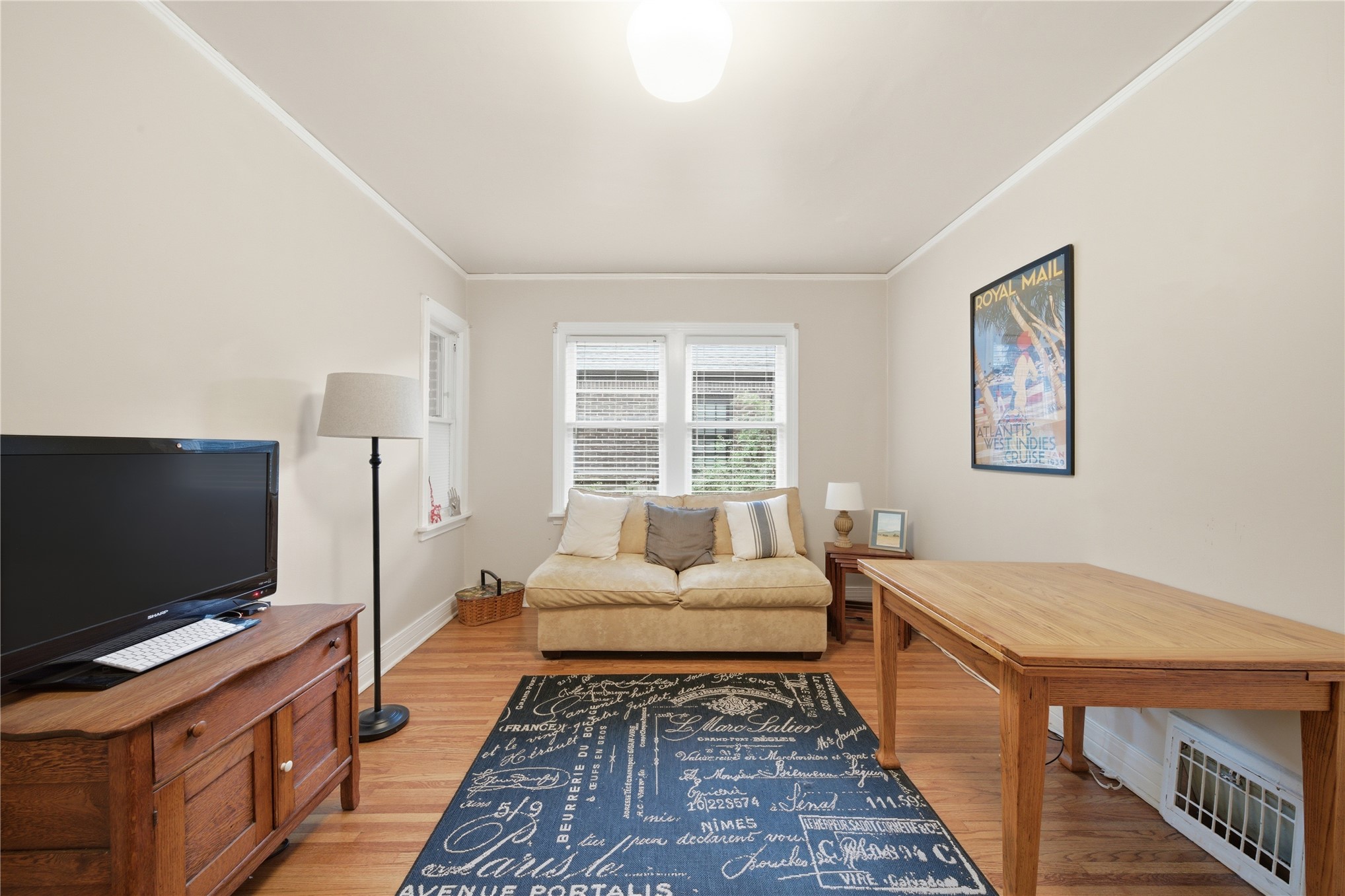 1740 S College Avenue Property Photo 28