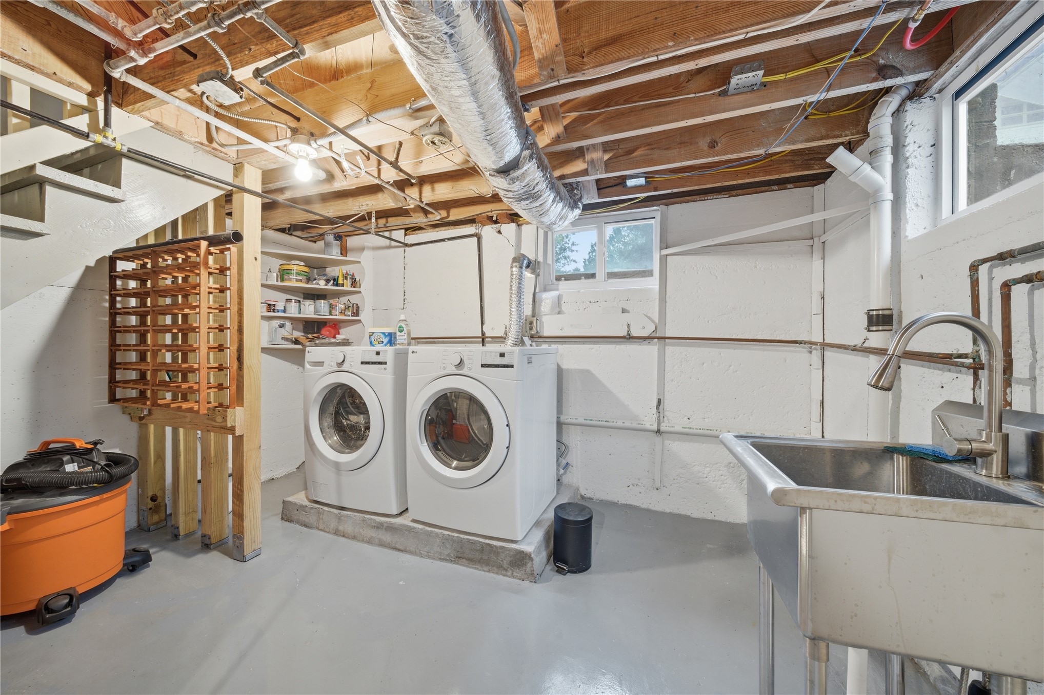 1740 S College Avenue Property Photo 30