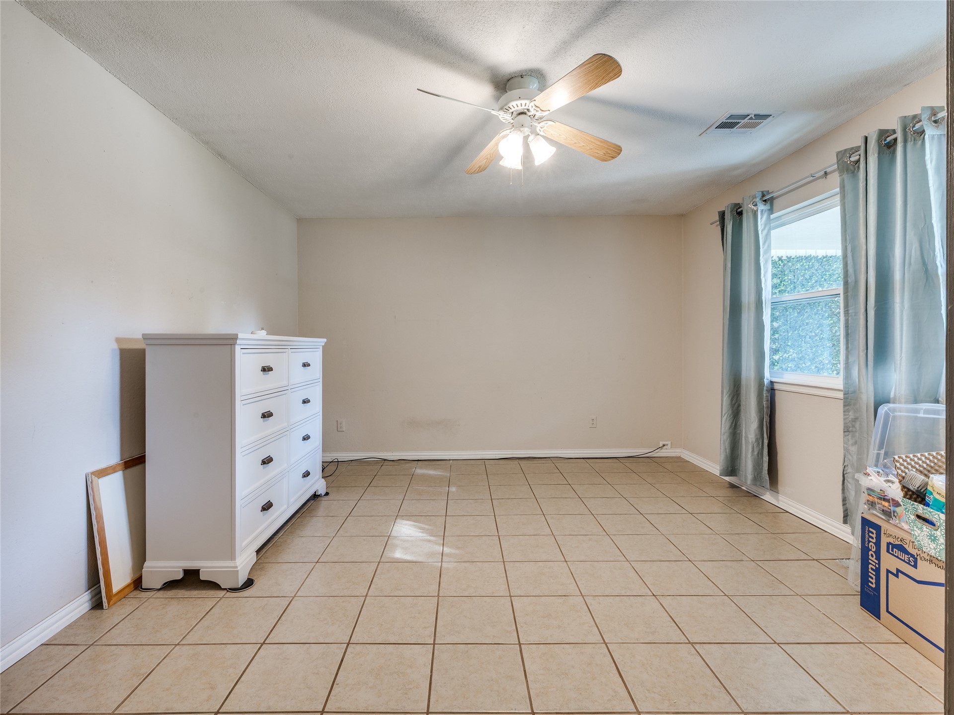 12635 S 119th East Avenue Property Photo 5