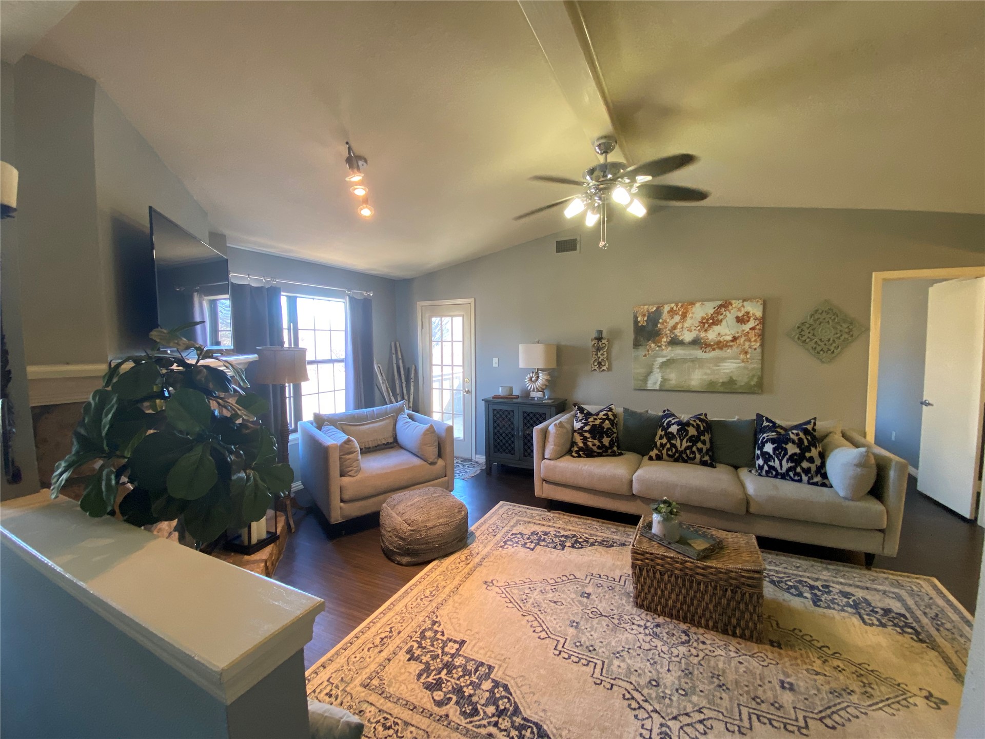 9106 S Urbana Avenue 10c Property Photo 10