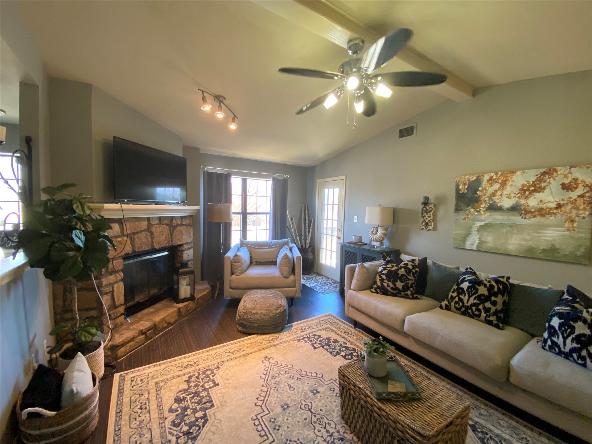 9106 S Urbana Avenue 10c Property Photo 11