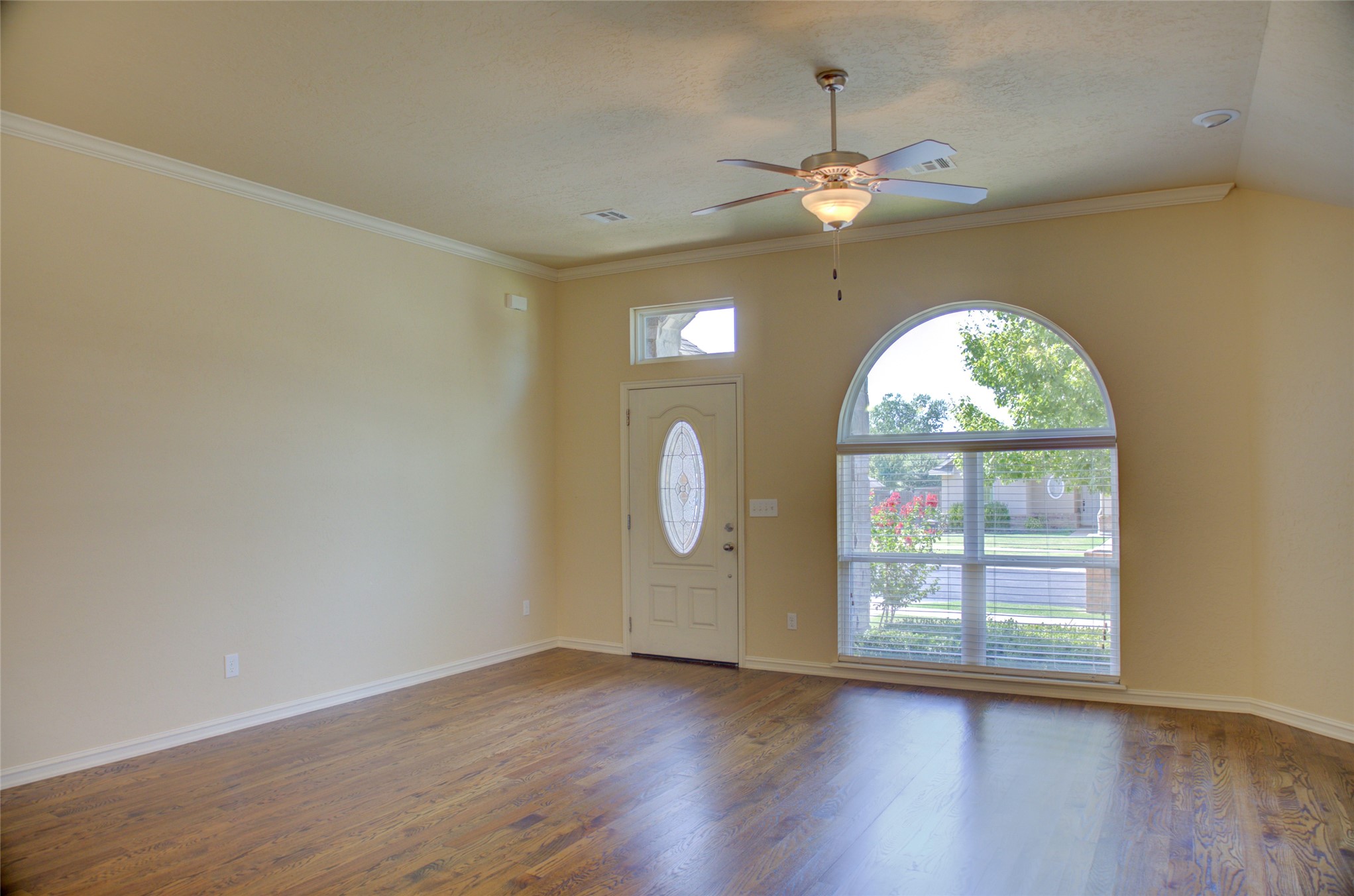 10715 Masters Circle Property Photo 4