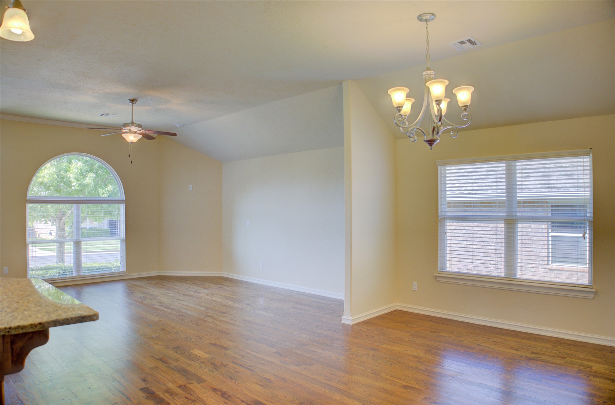 10715 Masters Circle Property Photo 9