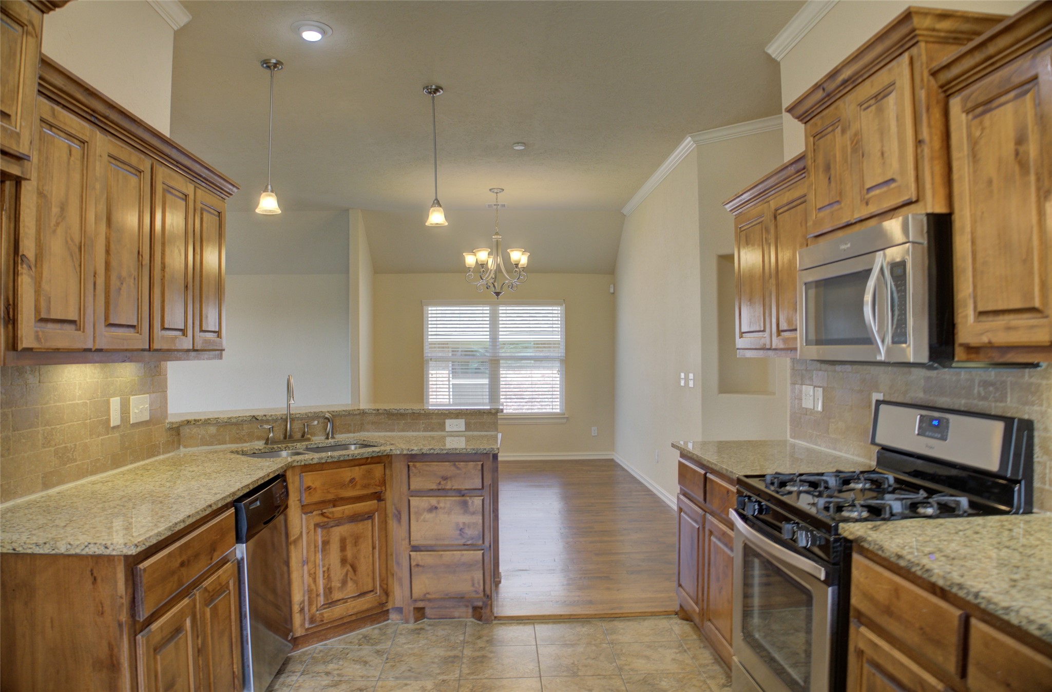 10715 Masters Circle Property Photo 15
