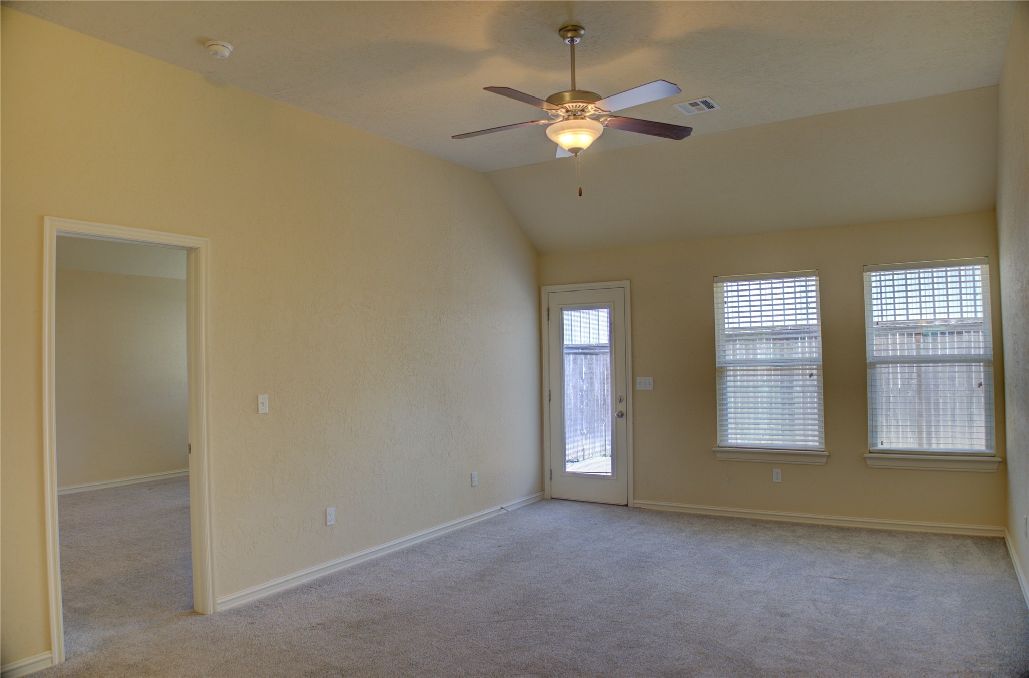 10715 Masters Circle Property Photo 25