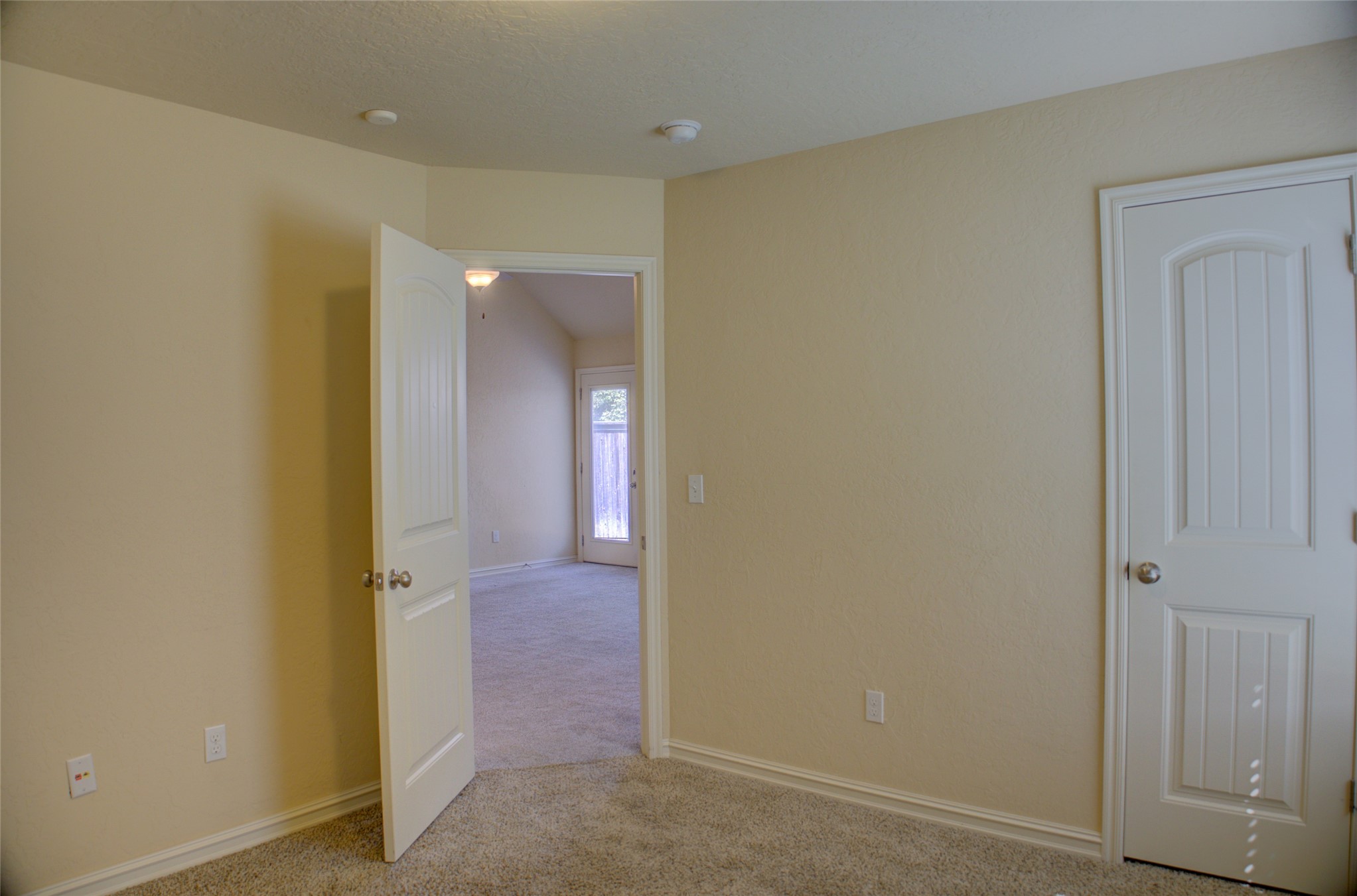10715 Masters Circle Property Photo 34