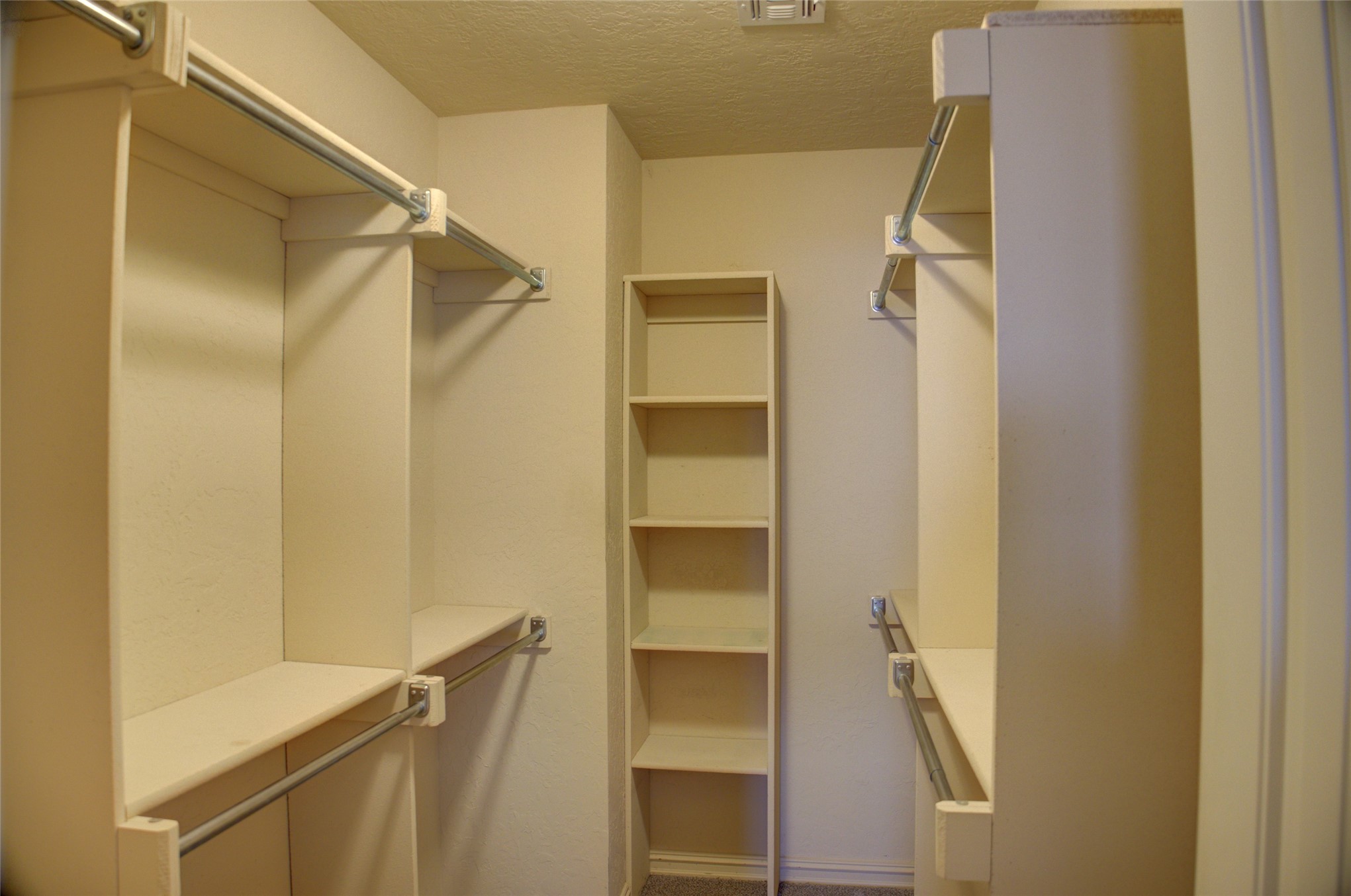 10715 Masters Circle Property Photo 38