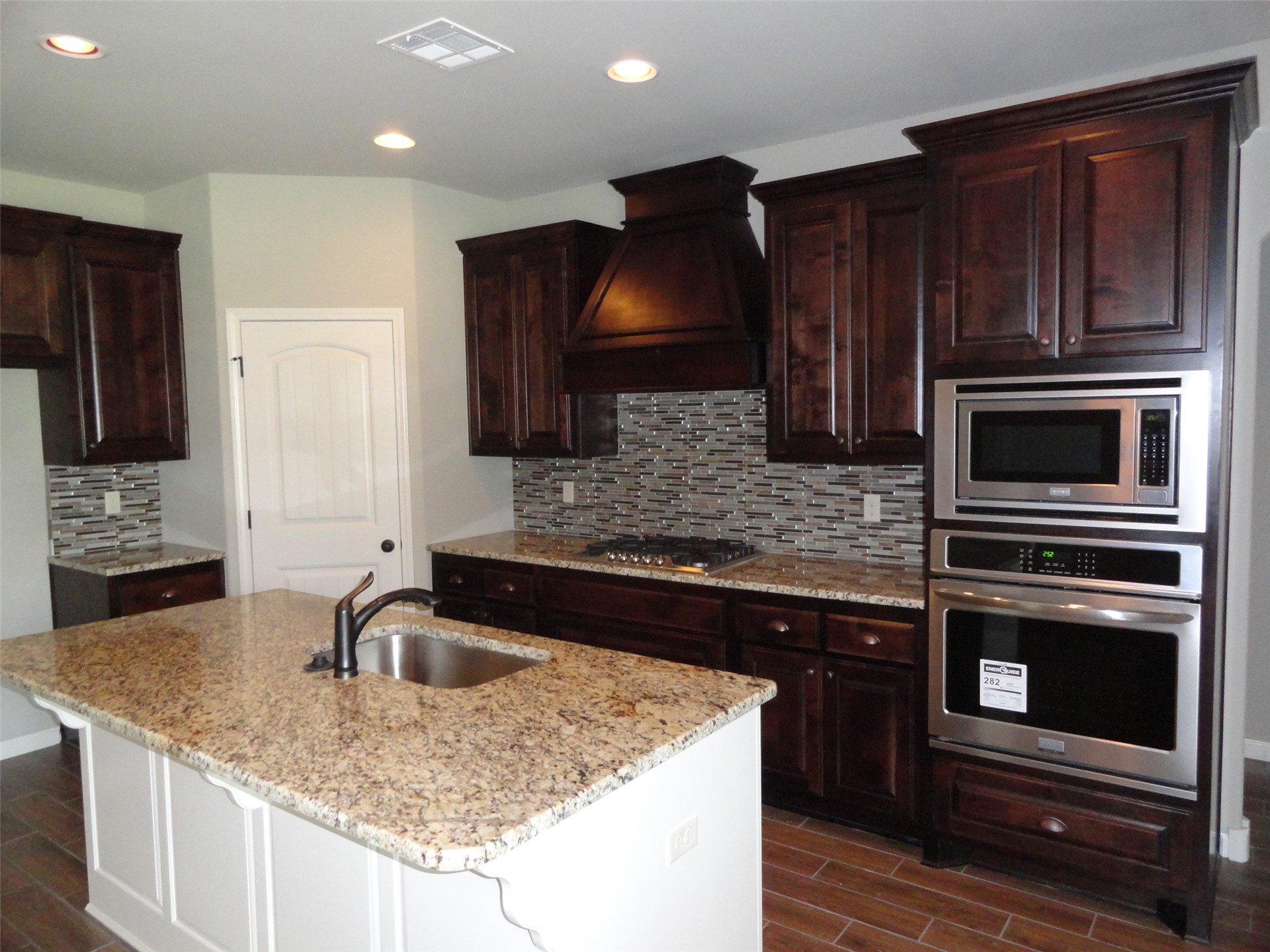 2521 N 16th Street Property Photo 5