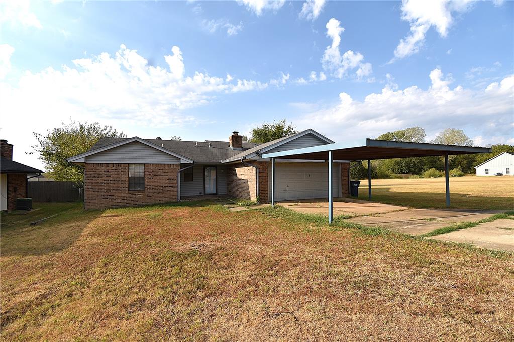 2007 Mary Avenue Property Photo 1