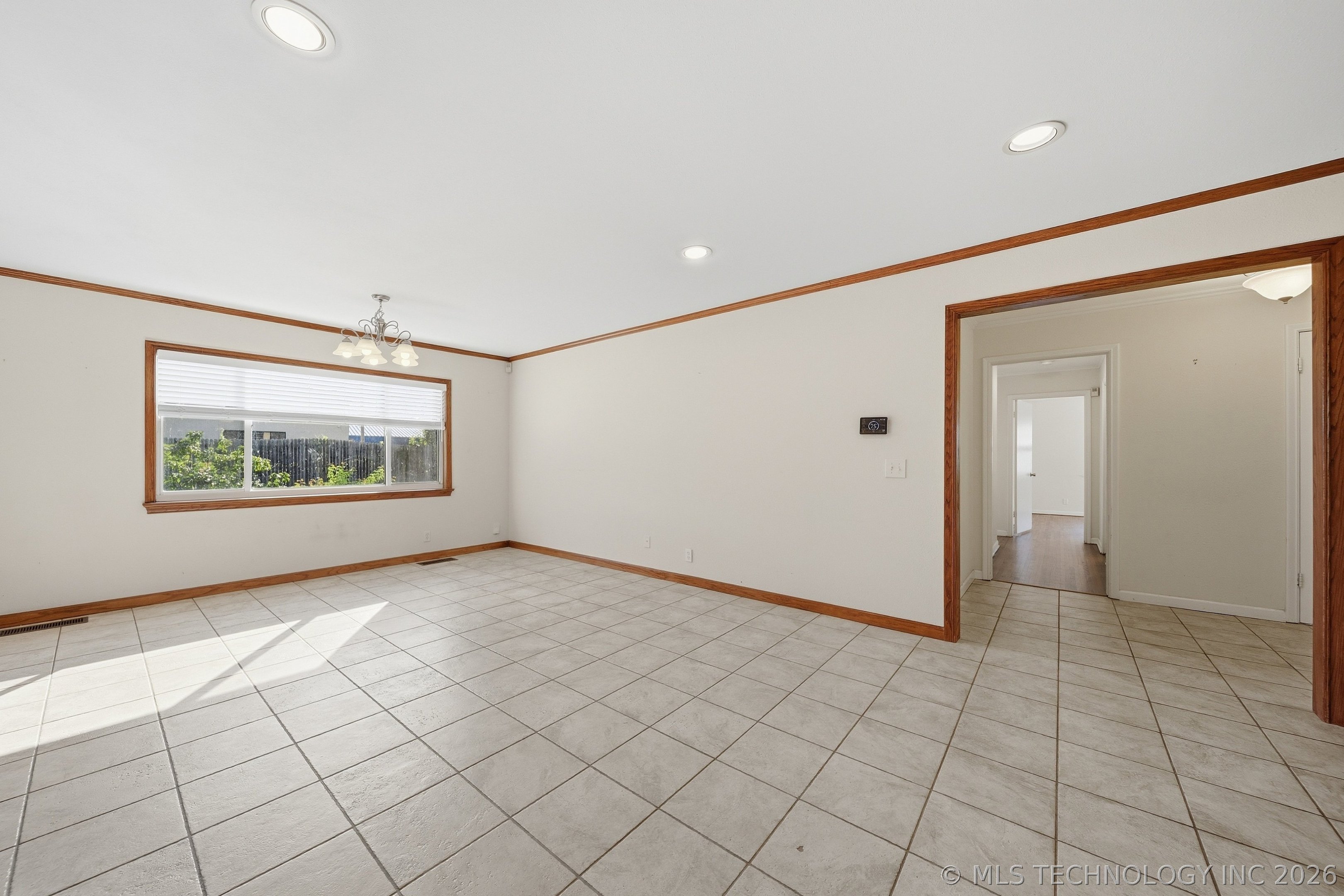 6127 S Victor Avenue Property Photo 16