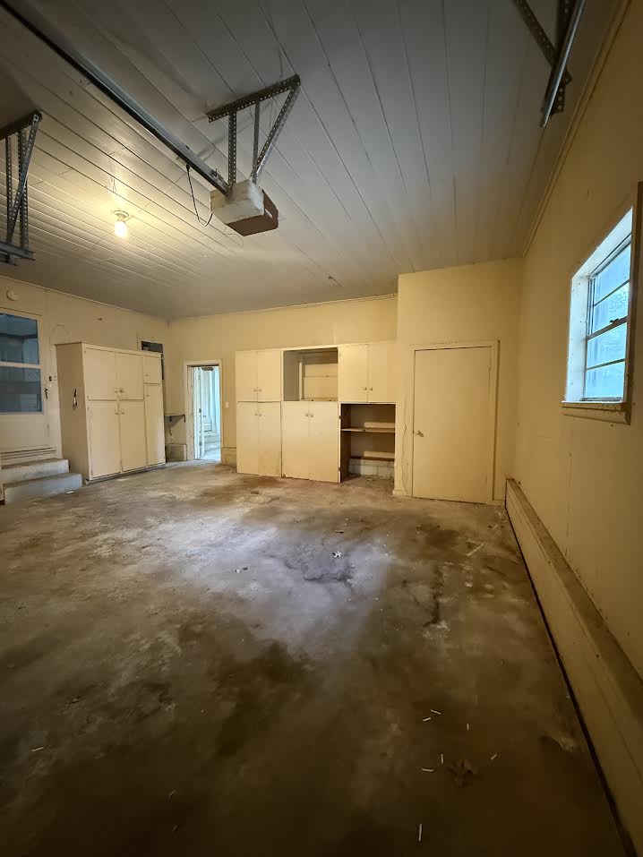 201 Nw Rose Property Photo 25