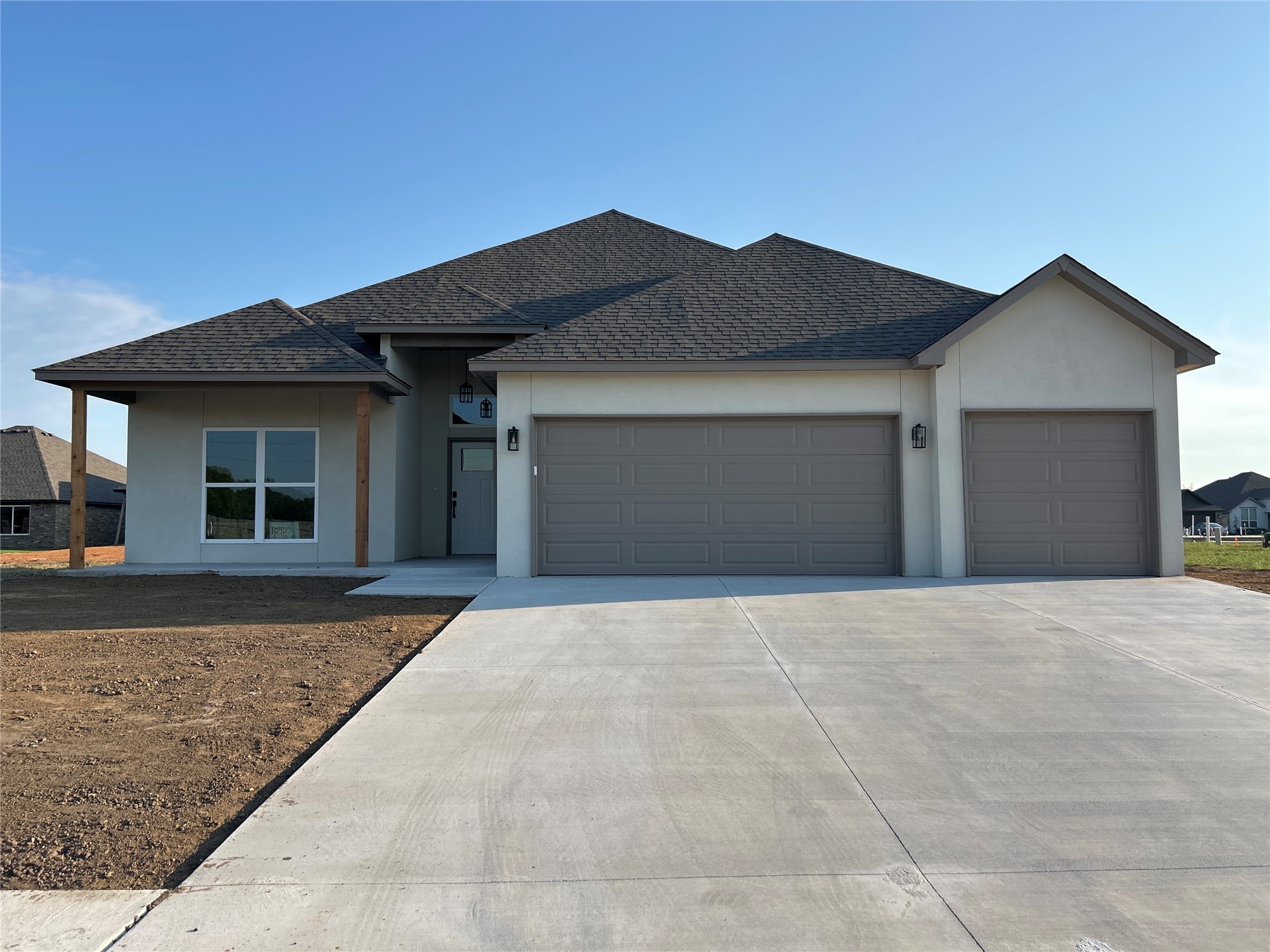 10400 E 135th Place S Property Photo 1